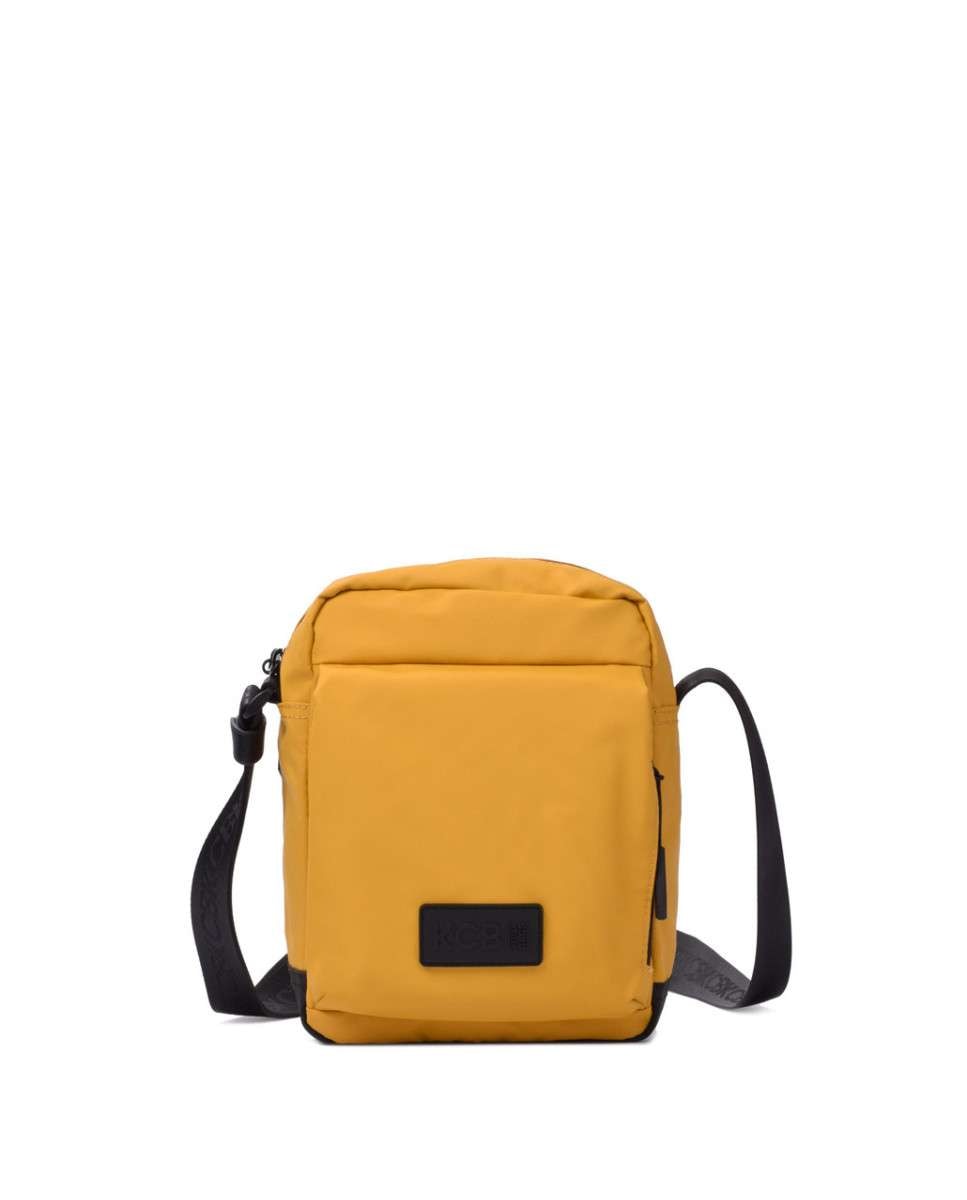 Imagen 0 de Bandolera pequeña de hombre color mostaza con cremallera Mostaza