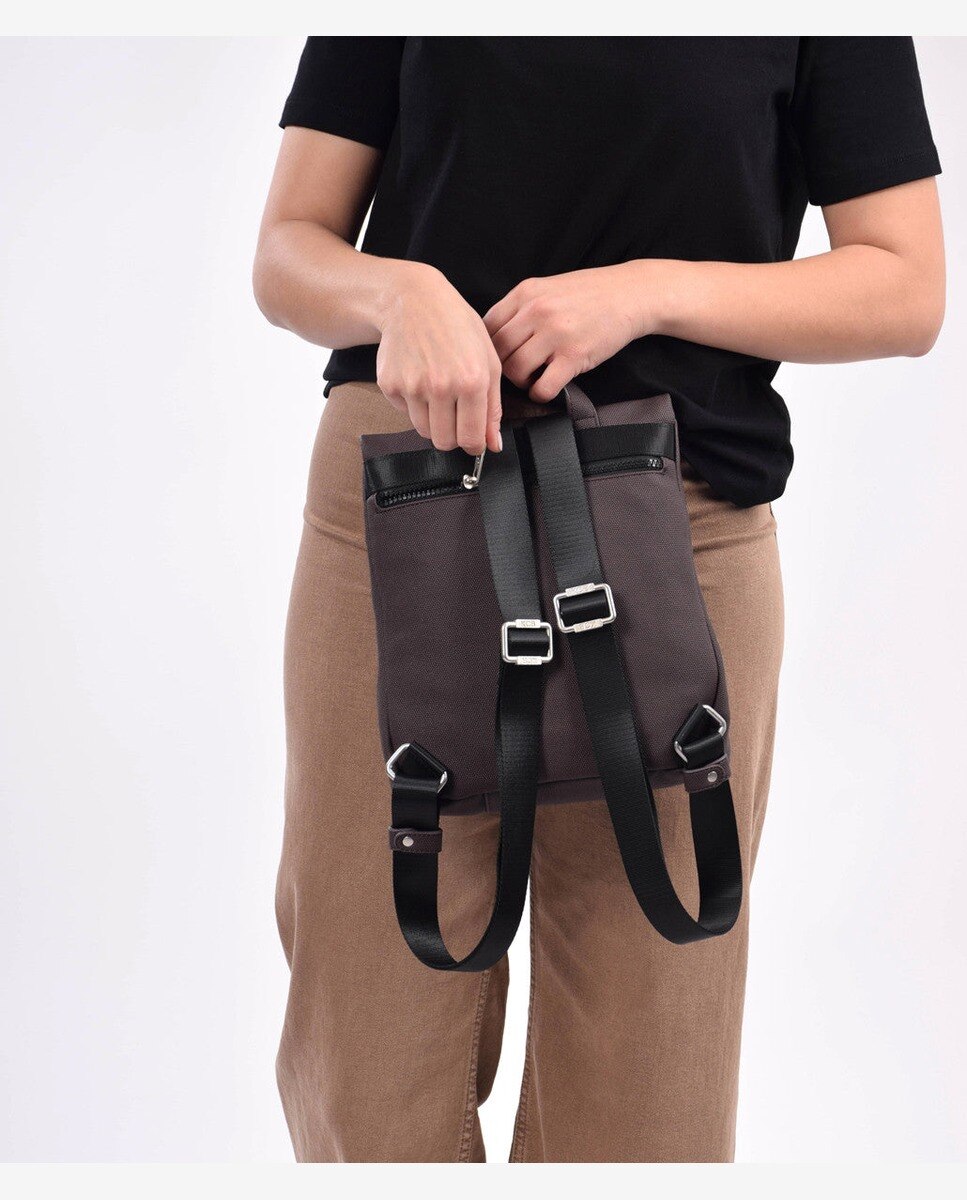 Mochila antirrobo pequeña con solapa kcb strong - Marrón oscuro Marrón oscuro-2