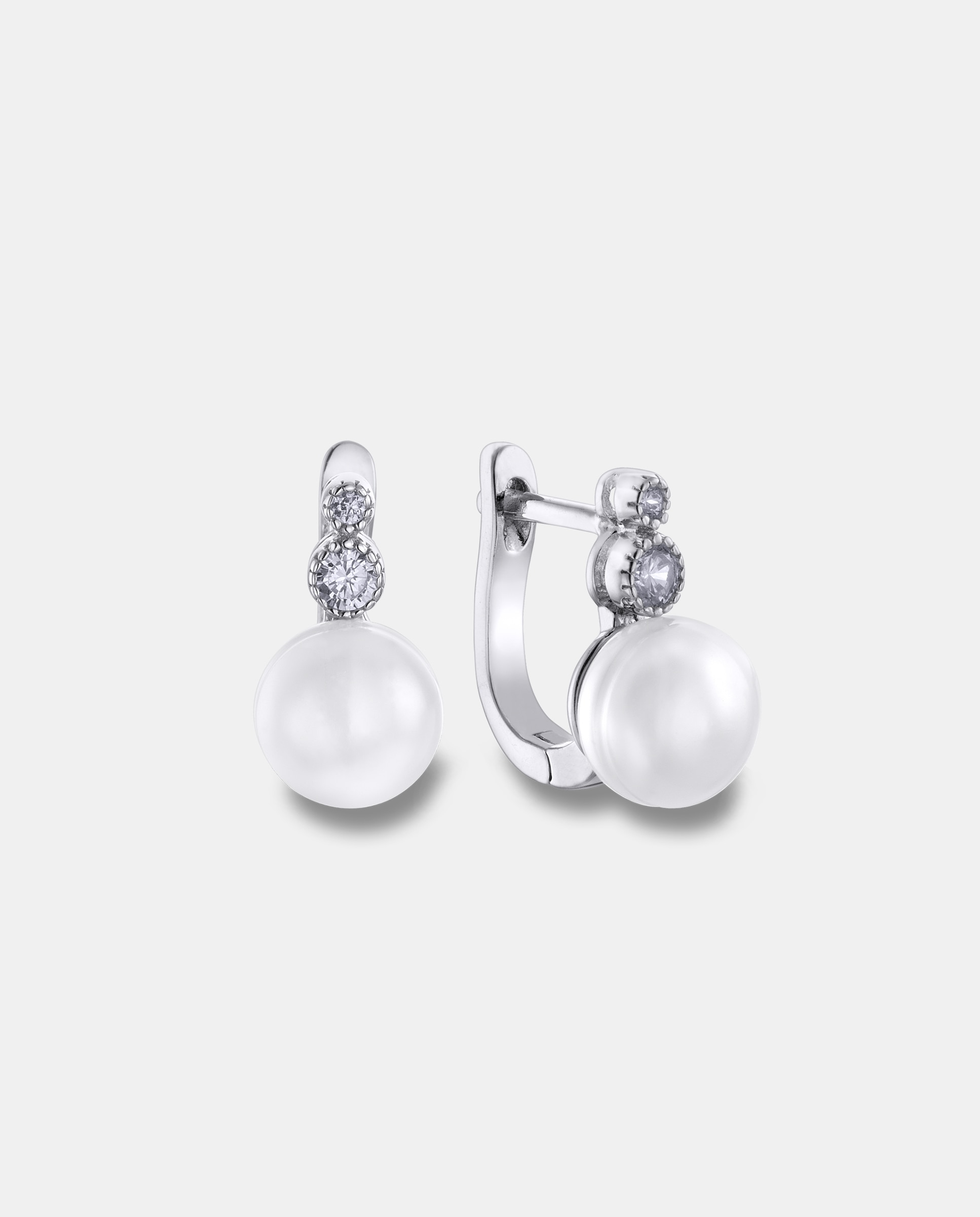 Imagen 0 de Pendientes pearl perla y circonitas de tamaños en degrade , 1,5 x 0,8 cm Perla