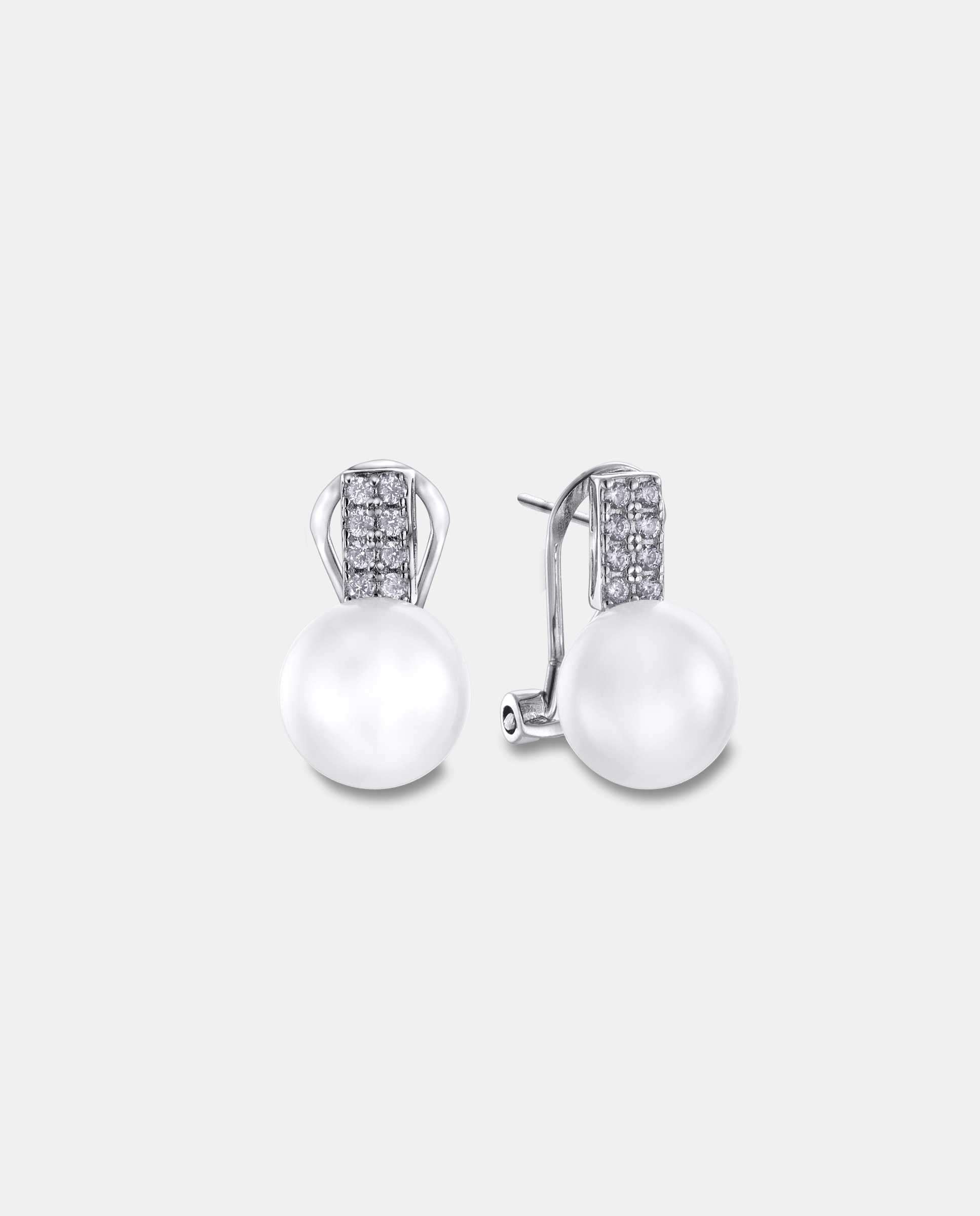 Imagen 0 de Pendientes coco perla y rectangulo de pave en la parte superior, 1,8 x 1 cm Plata