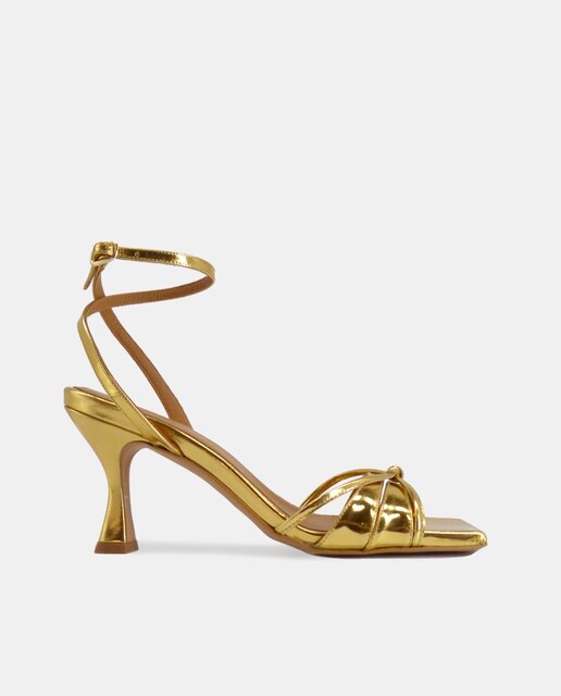 Sandalias de tacón de mujer en piel metalizada color oro espejo