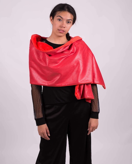 Imagen 0 de Chal doble con suave pelo en rojo