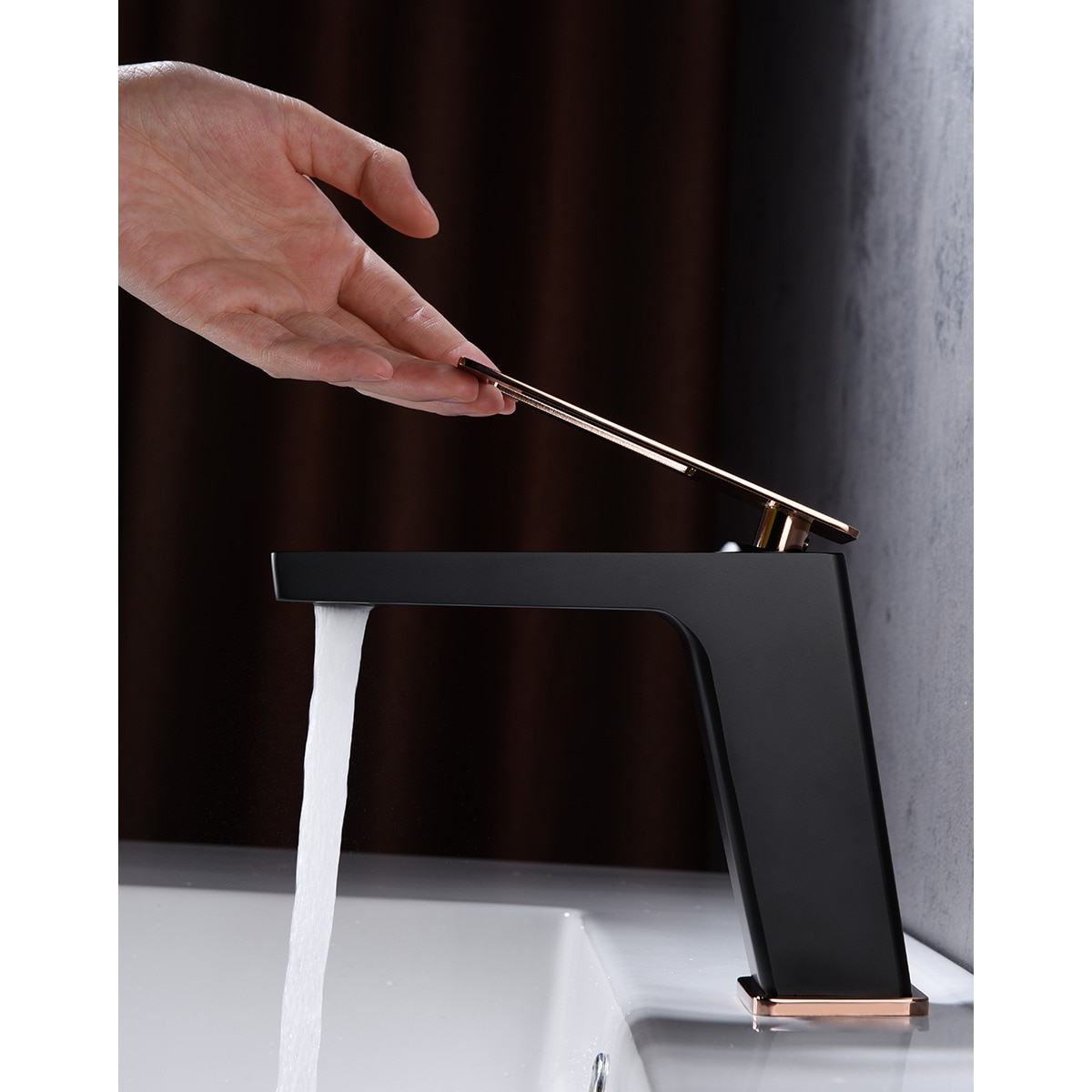 Imagen 2 de Grifo monomando para lavabo Suecia Imex - Negro / Oro Rosa Negro / Oro Rosa