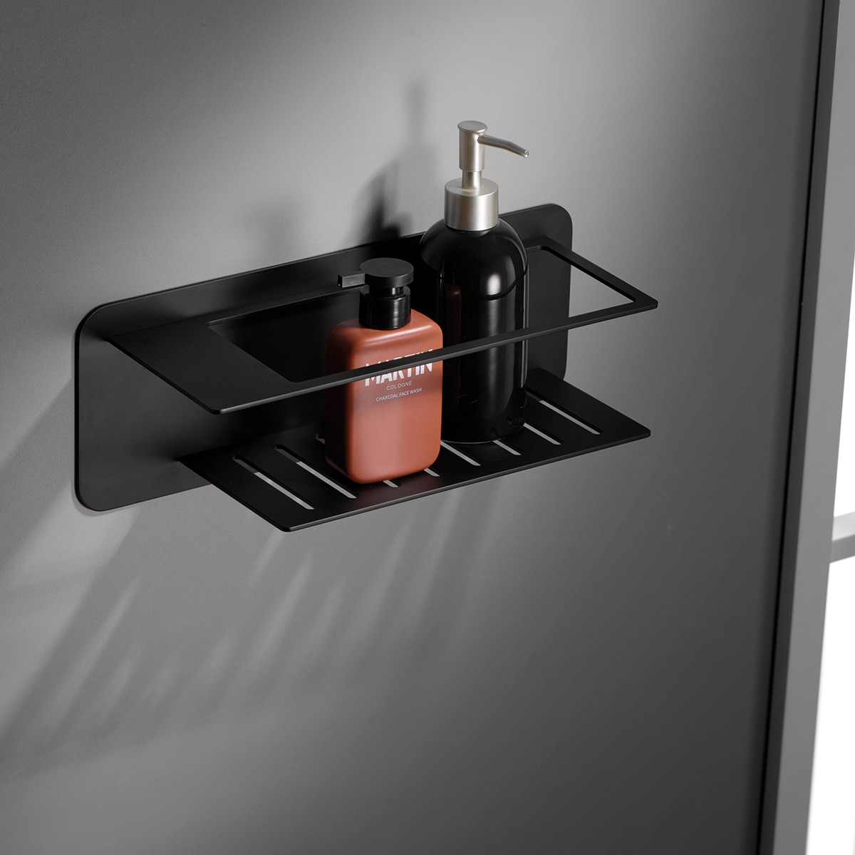 Imagen 2 de Jabonera frontal Bethari Imex - Negro mate Negro mate