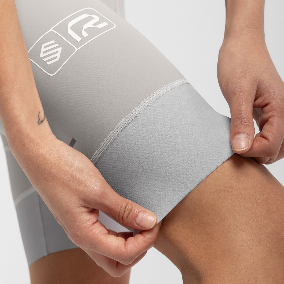 Culote corto reciclado ciclismo de mujer Sía Siroko Gris Gris-4