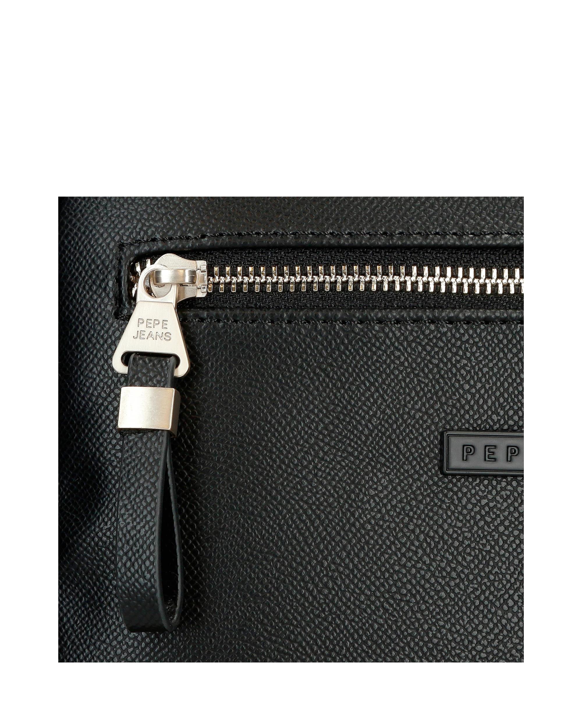 Necessaire e Mala de Tiracolo Elia com Bolso Frontal Preto-6