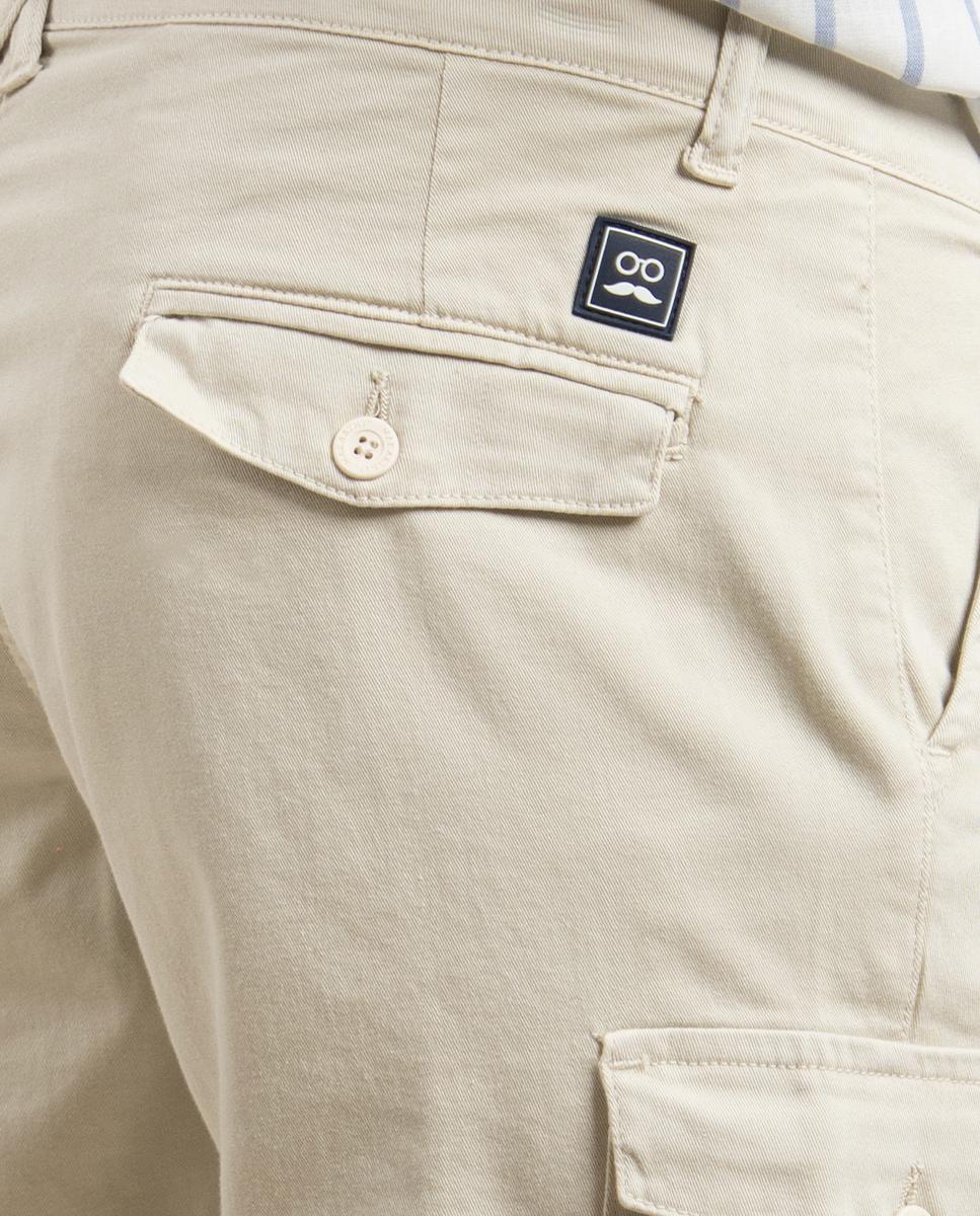 Imagen 2 de Pantalón cargo de hombre slim con logo en bolsillo trasero - Makarthy - Verde cadete Verde cadete