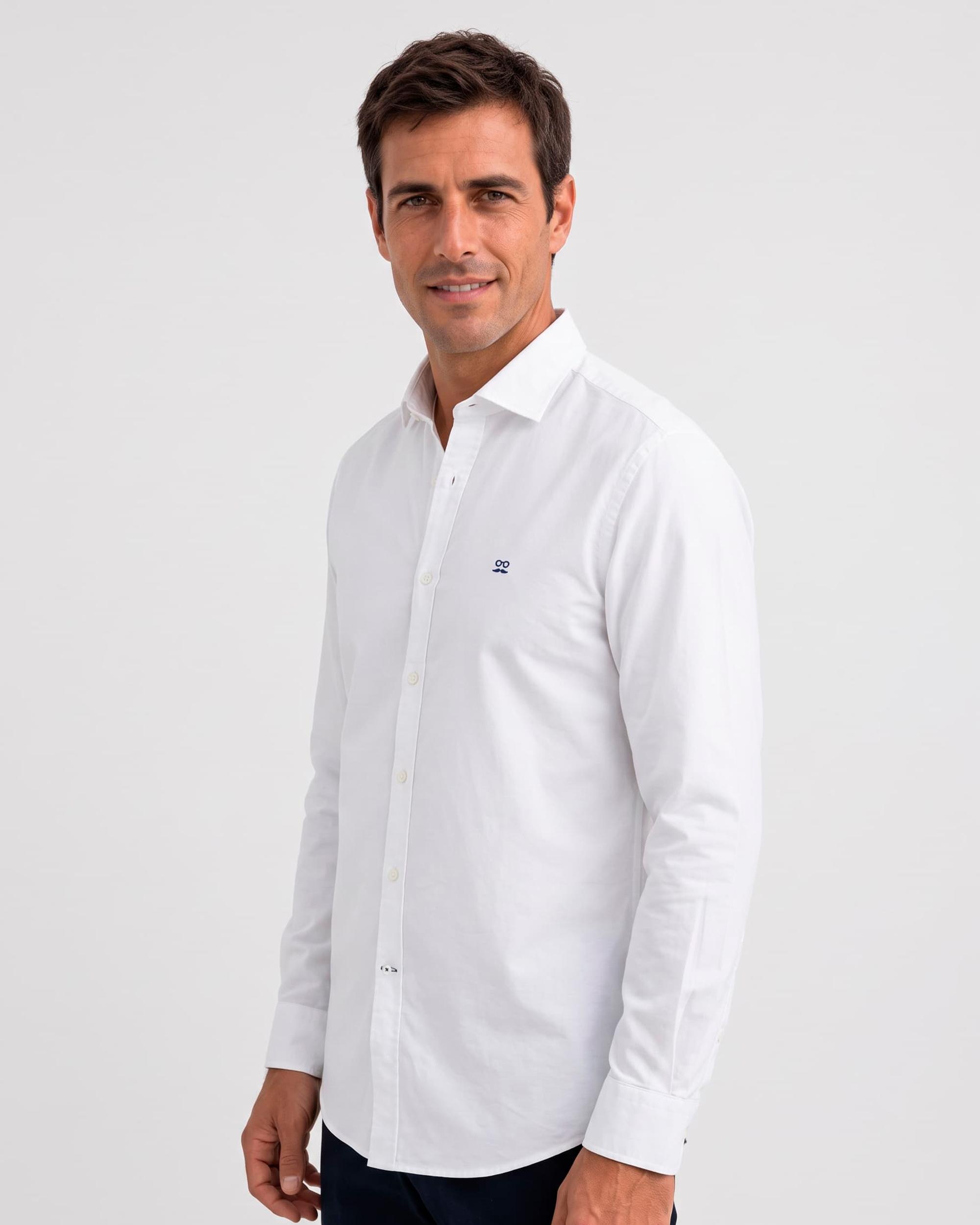 Imagen 0 de Camisa de hombre regular con cuello italiano Blanco