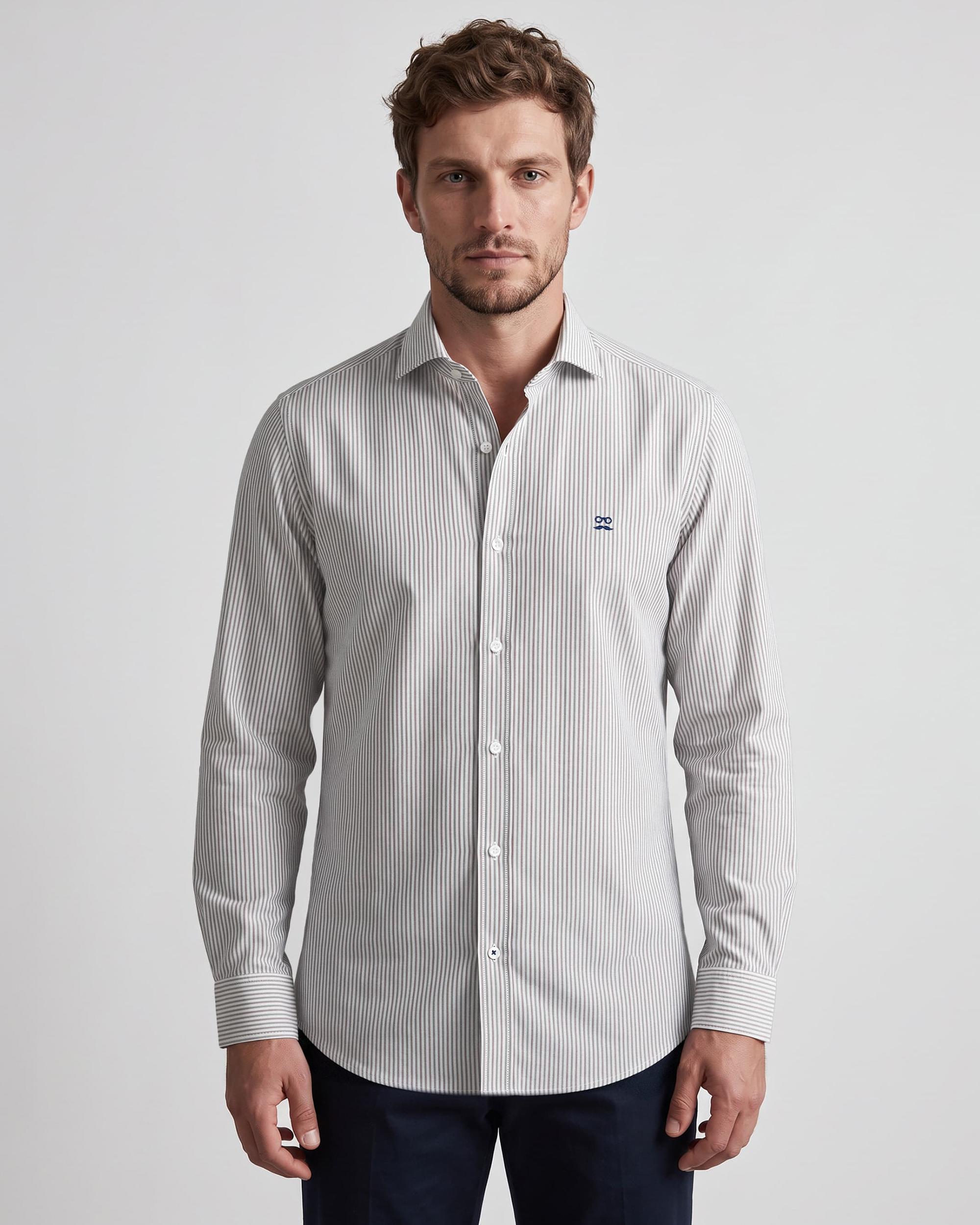Imagen 1 de Camisa de hombre slim con cuello italiano Verde