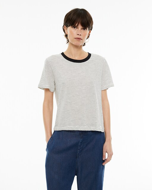 Imagen 0 de Camiseta de mujer de rayas con cuello redondo a contraste