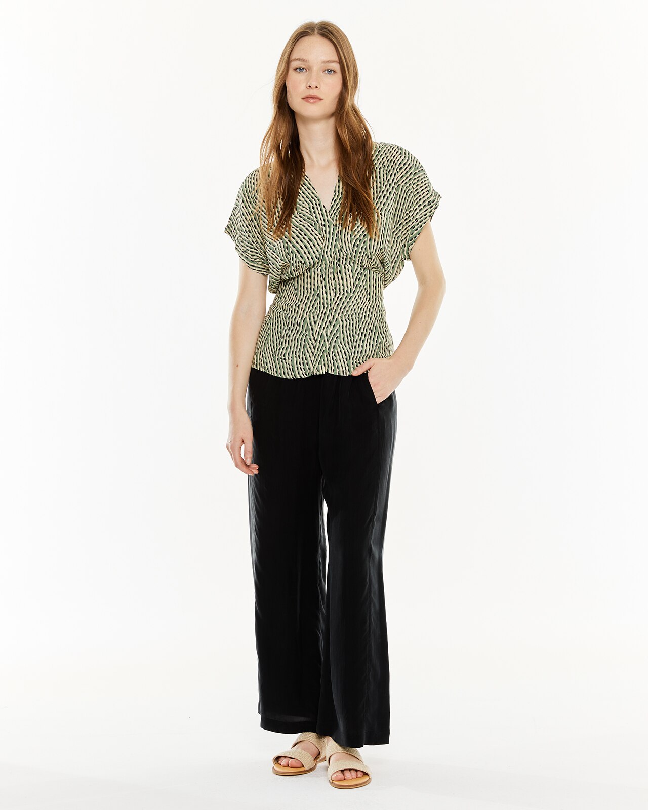 Camisa de mujer estampada con escote de pico - System Action - Verde claro Verde claro-3