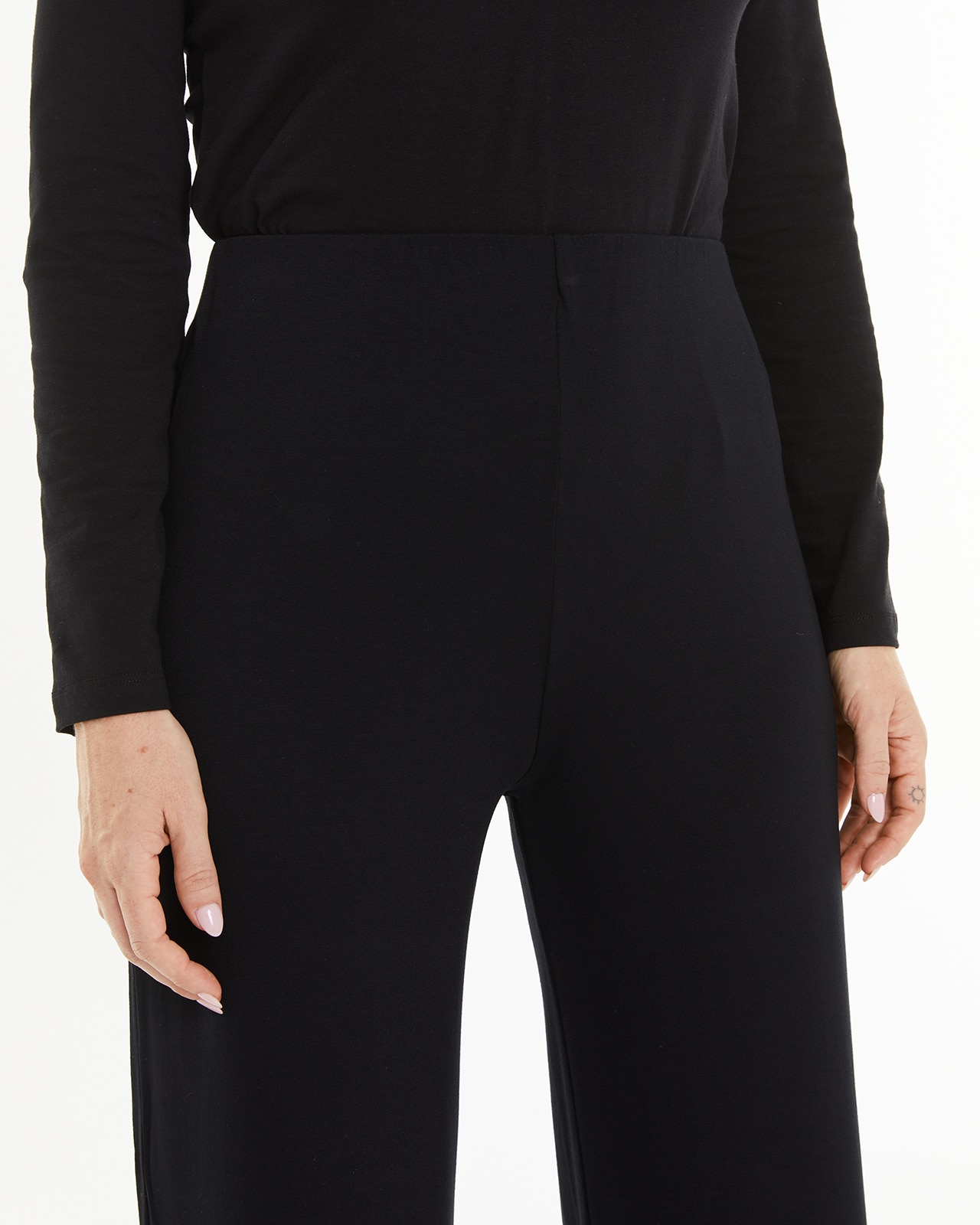 Pantalón ancho de mujer en tejido ecológico - System Action - Negro Negro-4