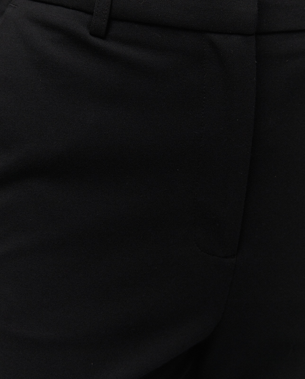 Pantalón fluido de vestir de mujer con pinzas en el delantero y bolsillos laterales - System Action - Negro Negro-5