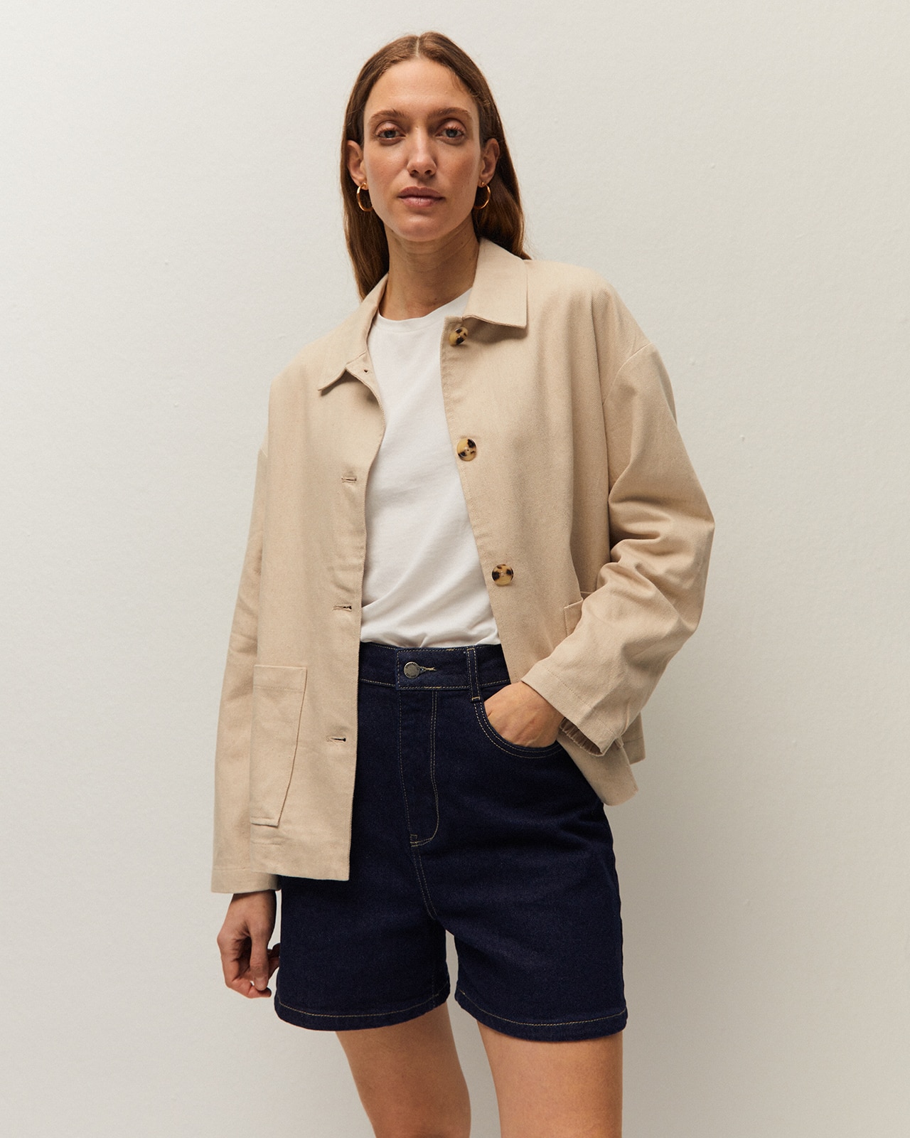 System Action - Chaqueta de mujer con lino y cuello camisero.
