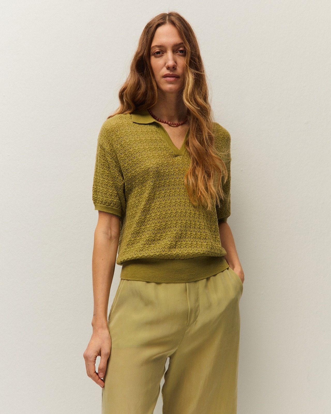 System Action - Jersey calado de mujer con cuello polo.