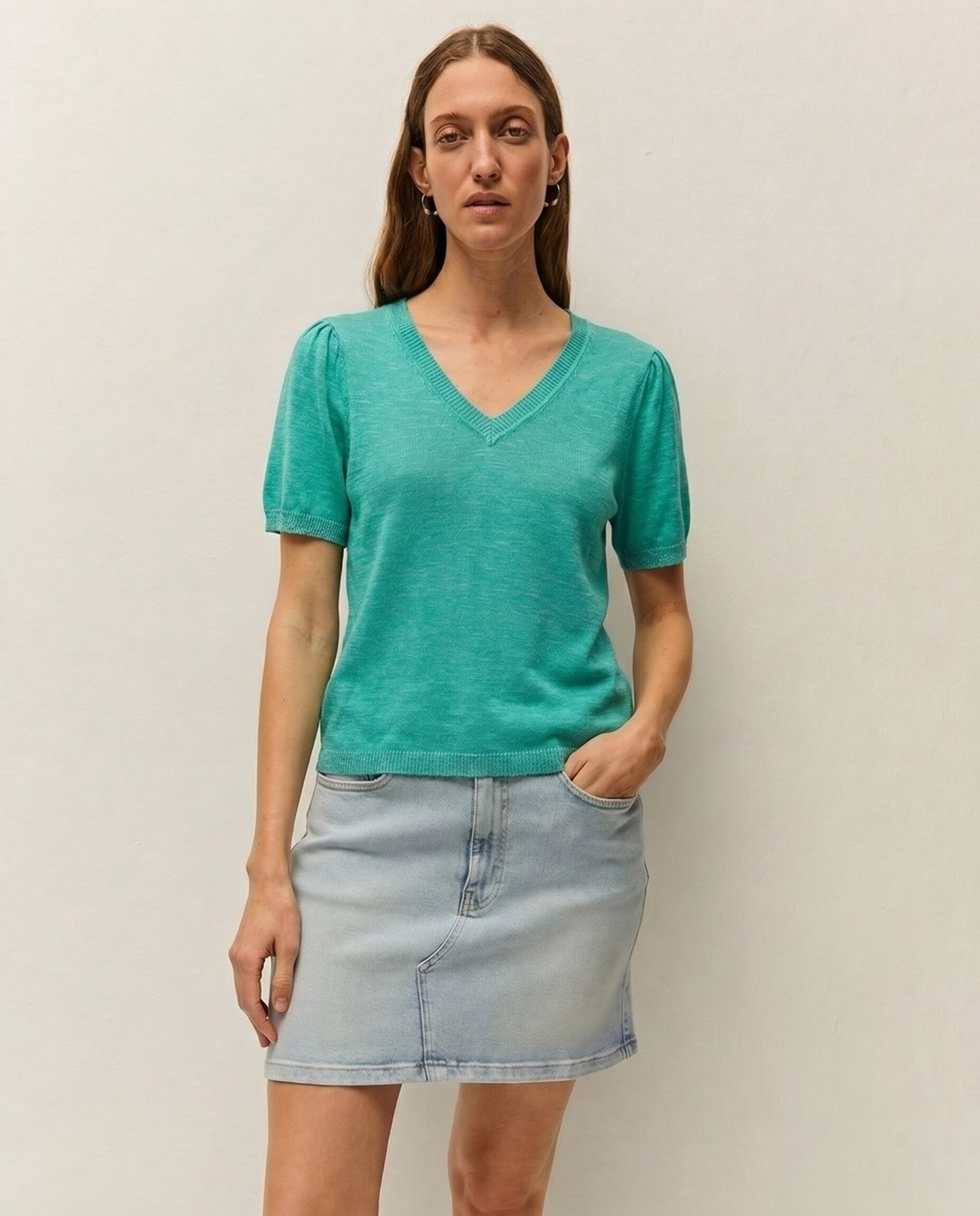 Imagen 0 de Jersey de mujer con escote pico y manga corta Turquesa