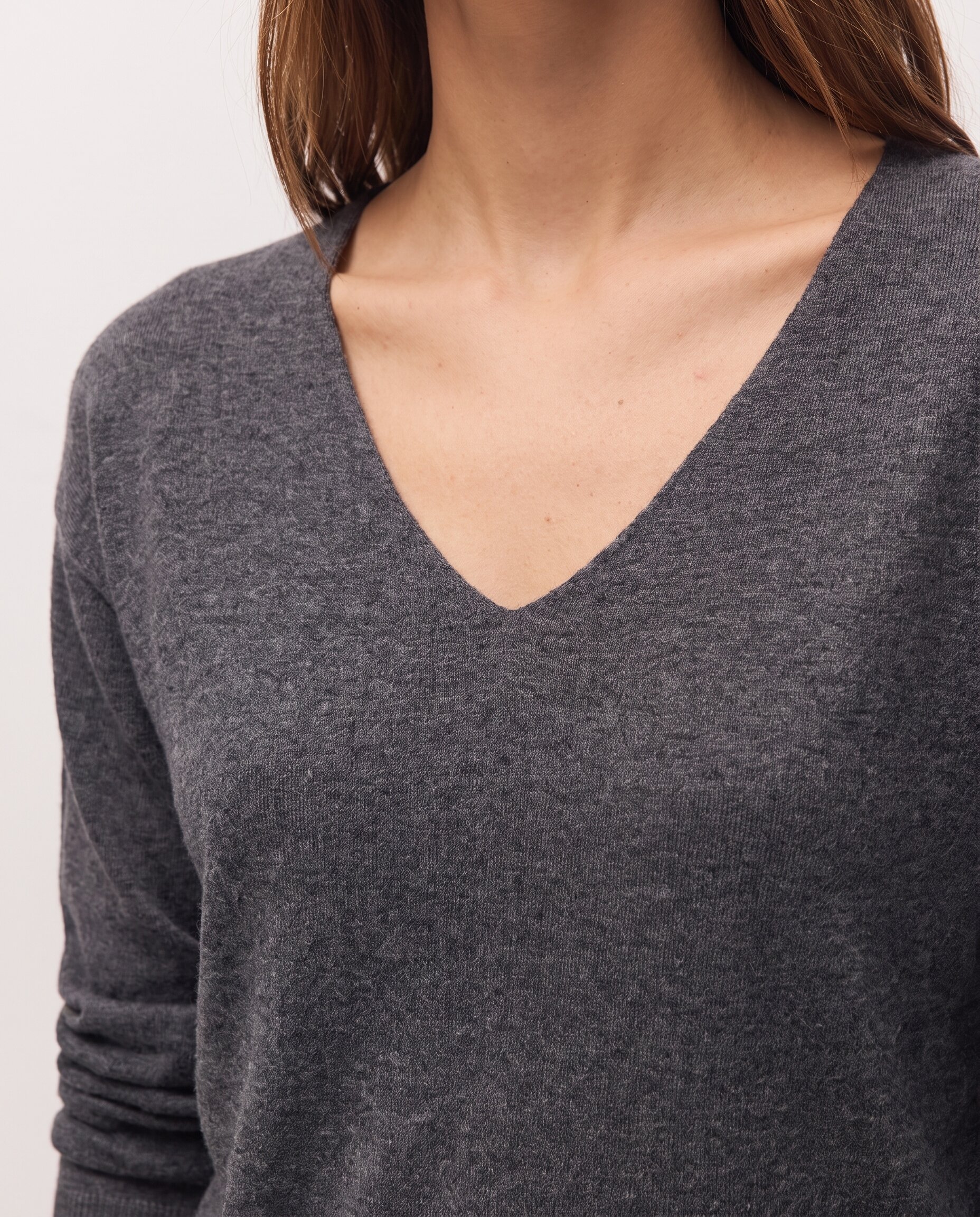 Jersey básico fino de mujer con escote pico y manga larga - System Action - Gris oscuro Gris oscuro-5