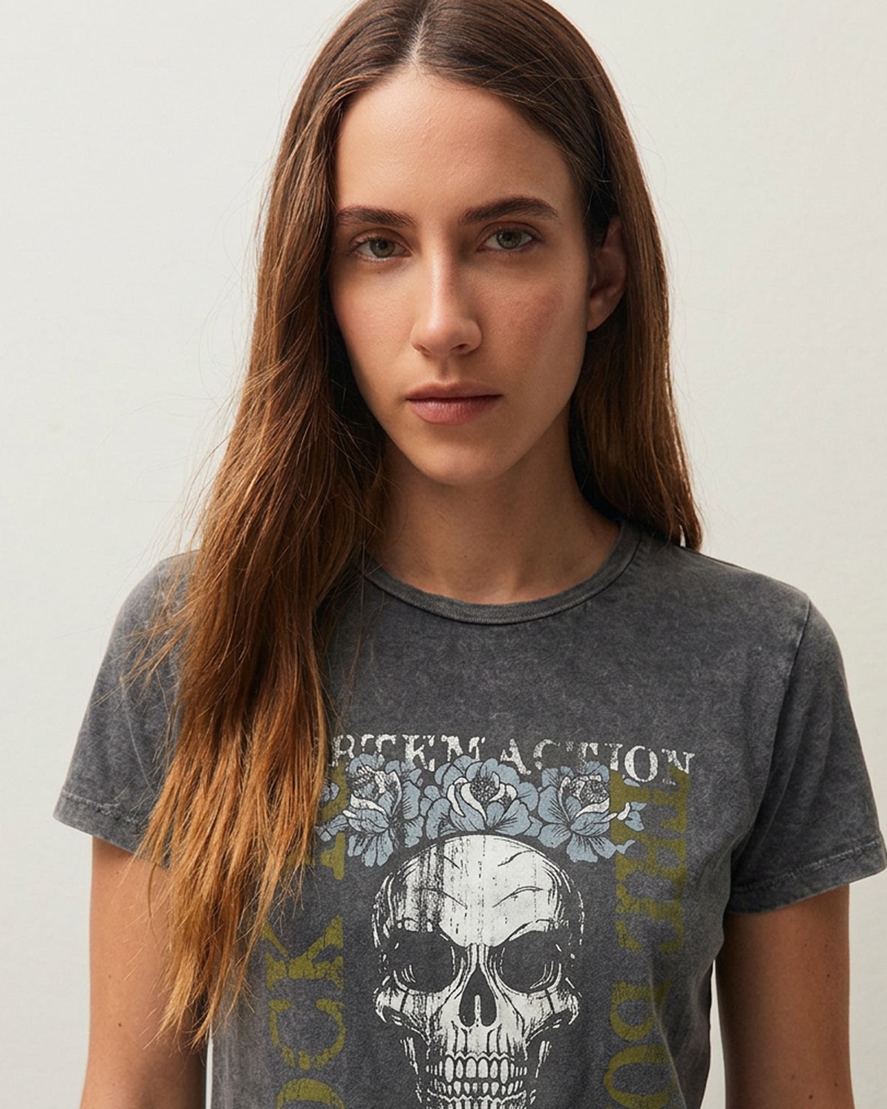 Camiseta de mujer de manga corta y print posicional delantero - System Action - Gris oscuro Gris oscuro-4