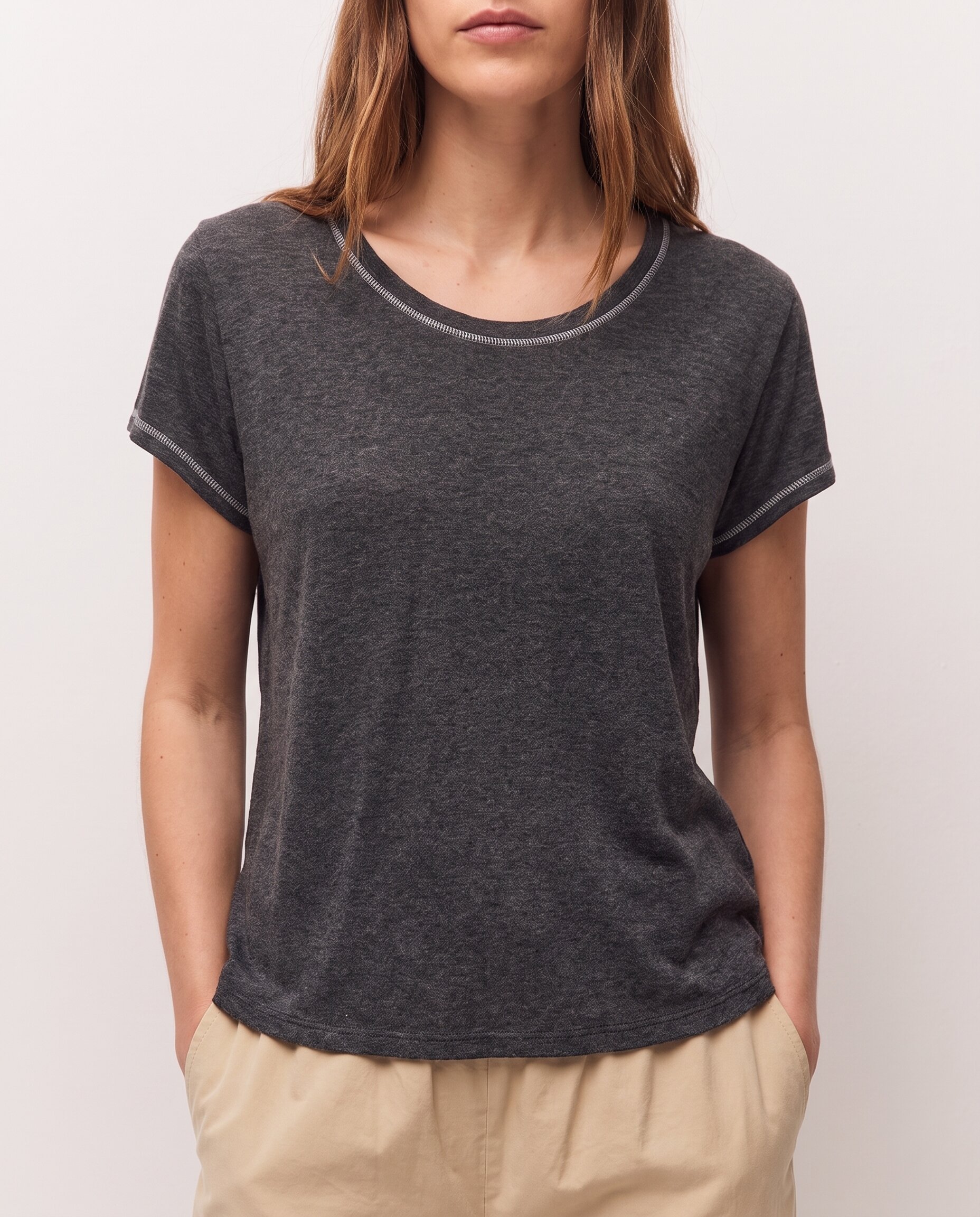 Camiseta de mujer con costuras a contraste y manga corta - System Action - Gris oscuro Gris oscuro-4