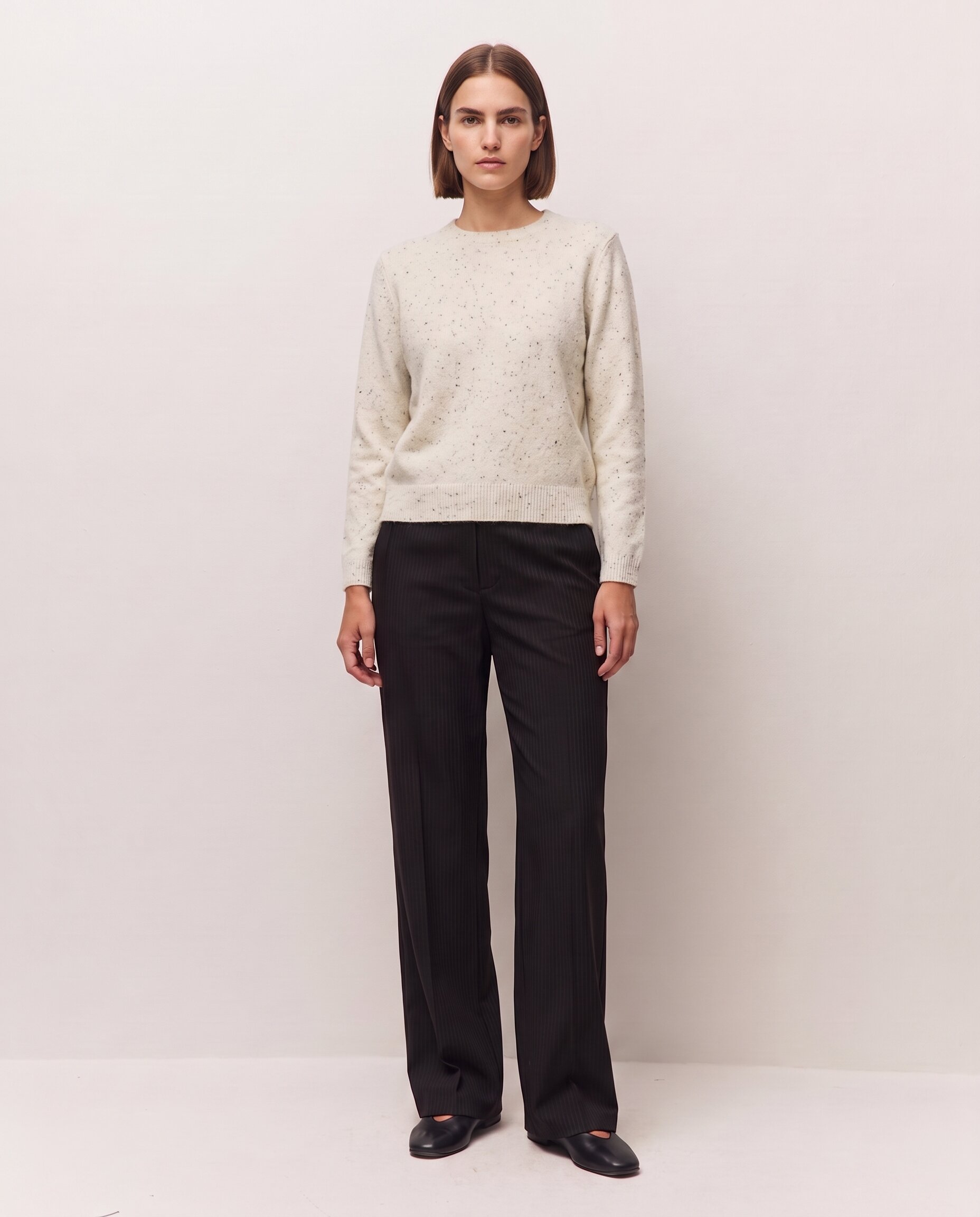 Pantalón largo recto de mujer de raya diplomática con goma en la espalda - System Action - Gris oscuro Gris oscuro-1