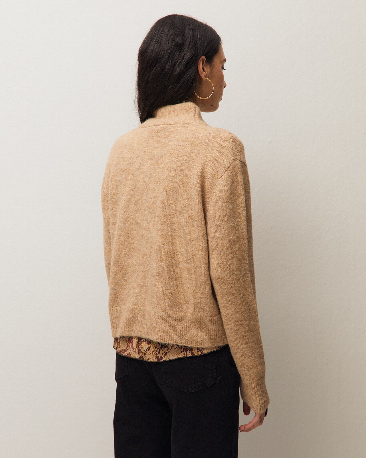 Cárdigan de mujer con lazada en el escote y manga larga - System Action - Beige Beige-3