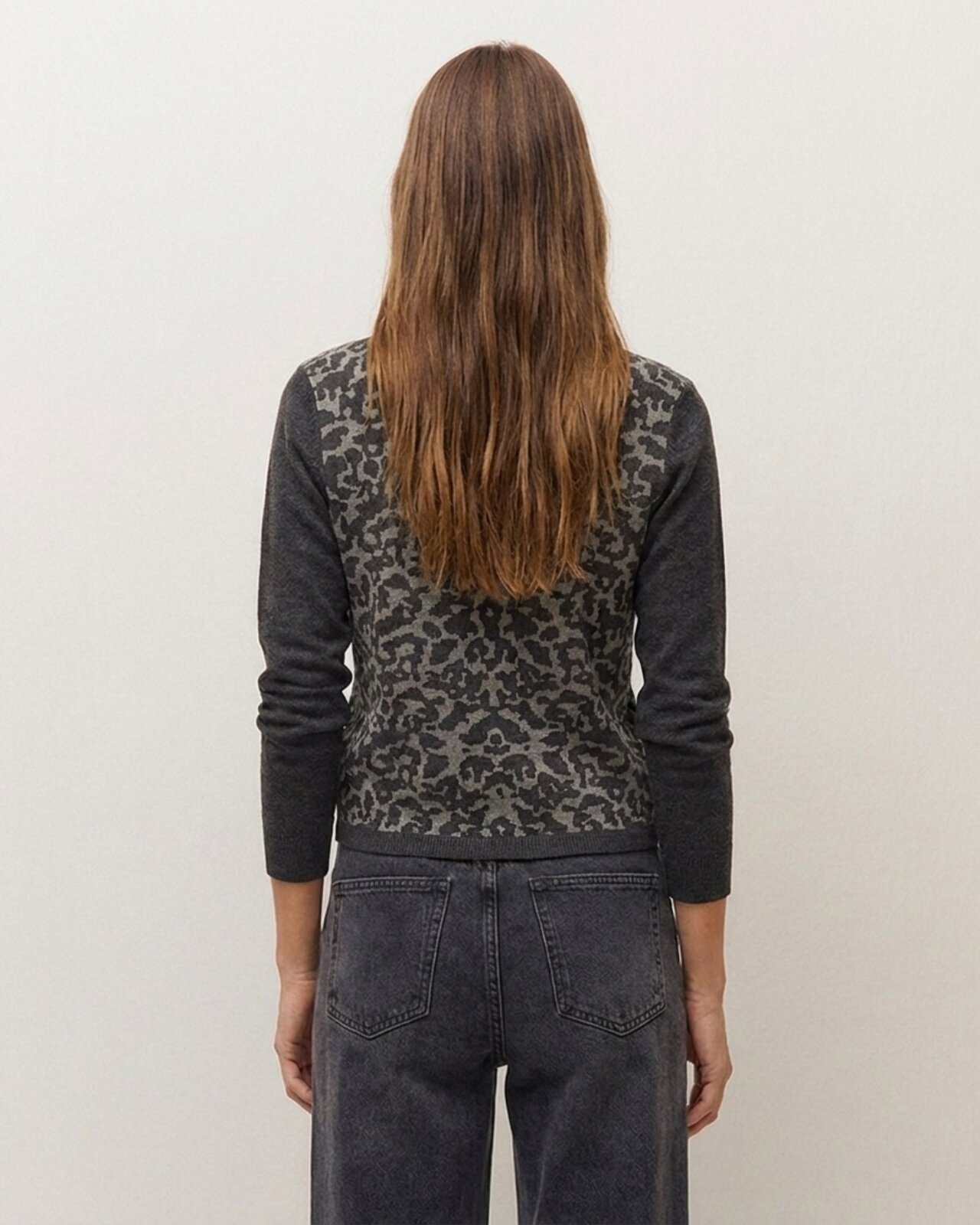 Cárdigan de mujer con jacquard en el delantero y espalda con estampado animal print - System Action - Gris oscuro Gris oscuro-3