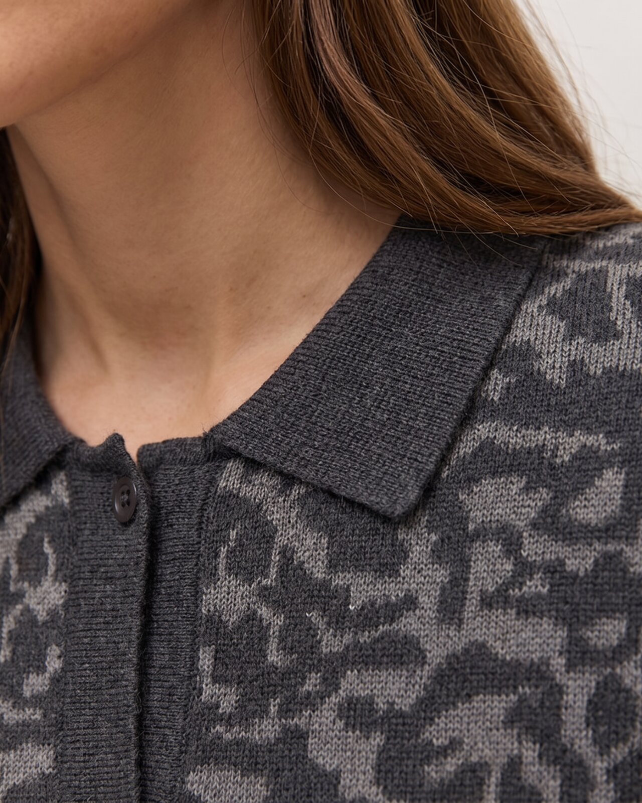 Cárdigan de mujer con jacquard en el delantero y espalda con estampado animal print - System Action - Gris oscuro Gris oscuro-5