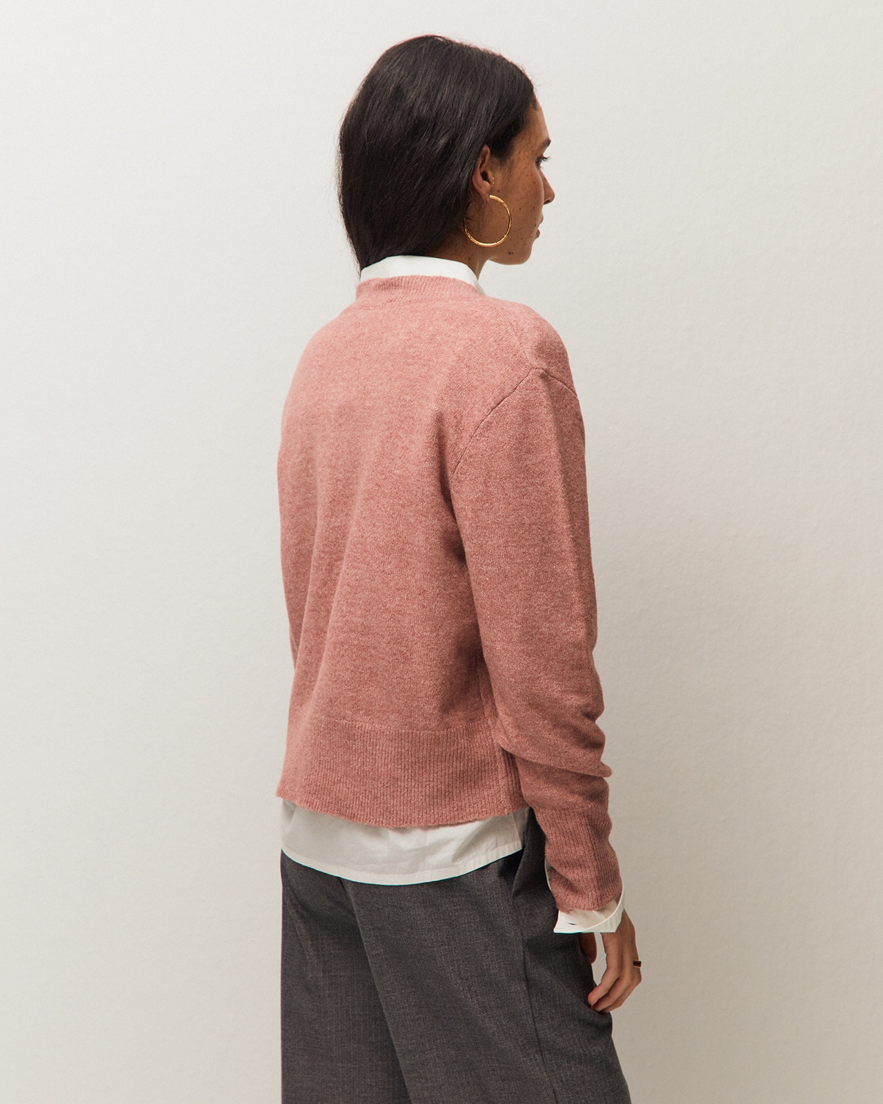 Jersey básico de mujer con escote pico y manga larga - System Action - Rosa Rosa-3