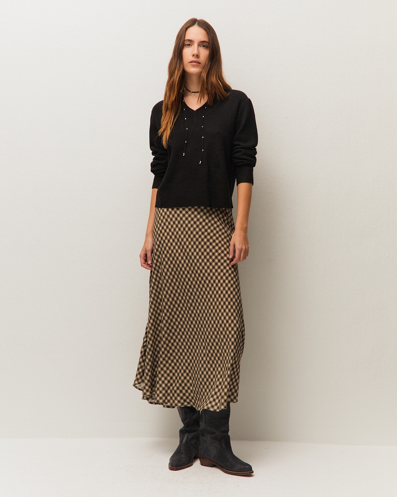 Jersey básico de mujer con escote pico y manga larga - System Action - Negro Negro-1