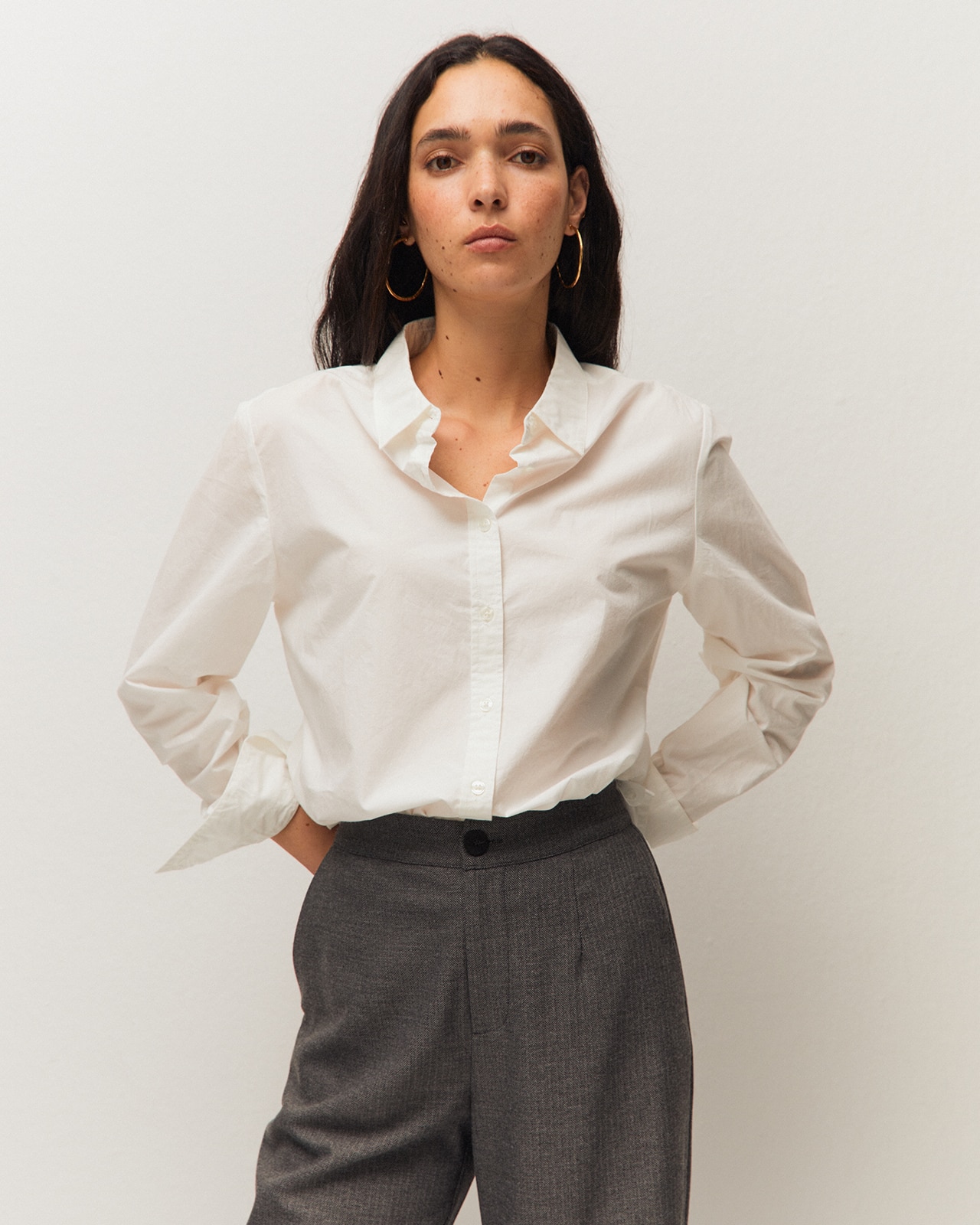 Camisa de mujer en tejido de popelin y manga larga - System Action - Blanco Blanco-2