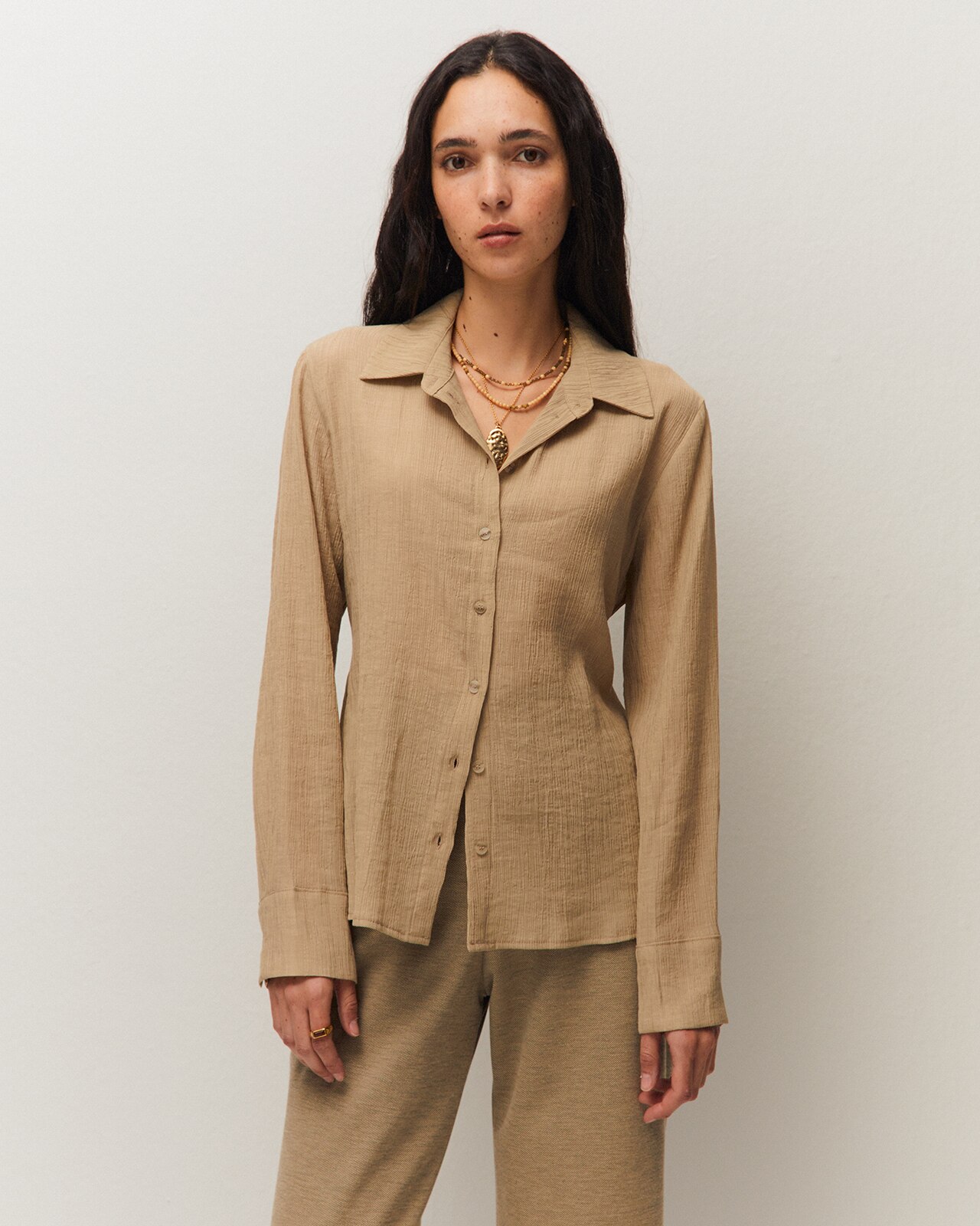 Camisa larga de mujer con cinturón y cuello camisero - System Action - Verde claro Verde claro-2