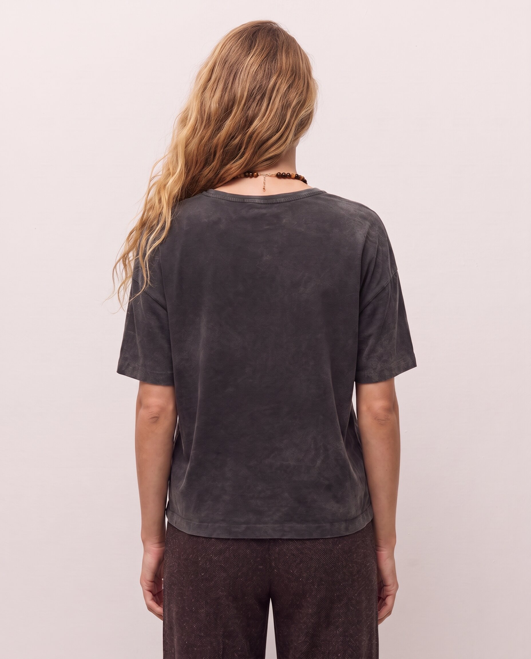 Camiseta oversize de mujer con con estampado posicional y cuello redondo - System Action - Gris oscuro Gris oscuro-2
