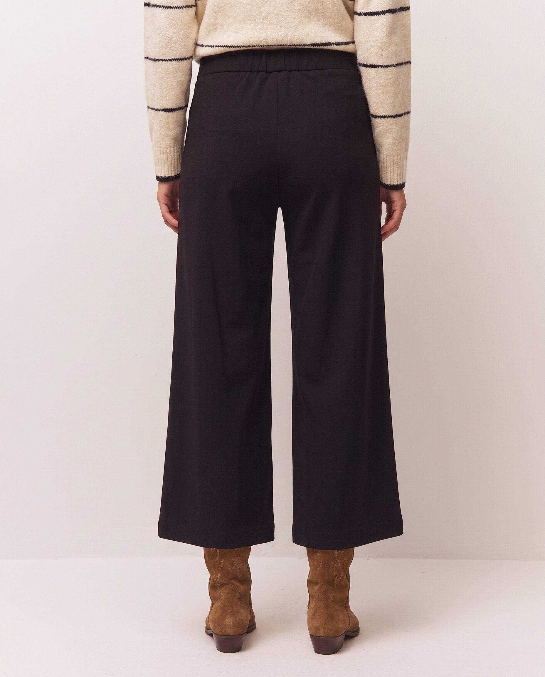 Pantalón ancho de mujer con goma en la cintura y tejido elástico - System Action - Negro Negro-3