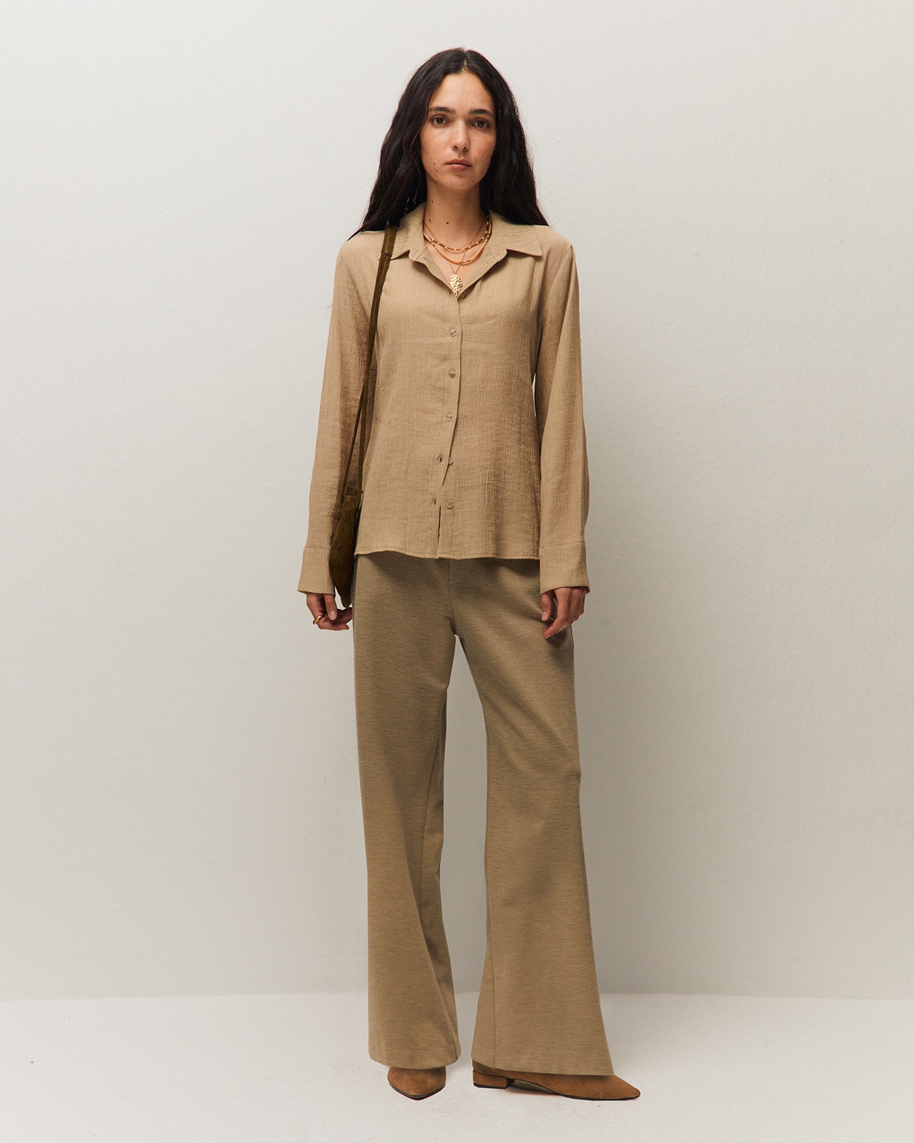 Pantalón de vestir de mujer wide leg con goma en la cintura - System Action - Beige Beige-1