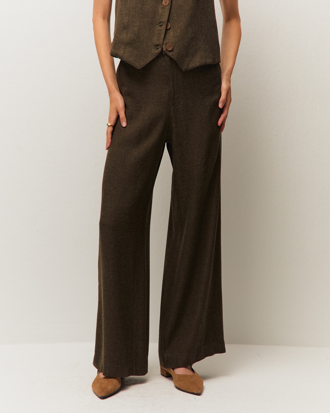 Pantalón ancho wide leg de mujer con tapeta en los bolsillos - System Action - Verde oscuro Verde oscuro-2