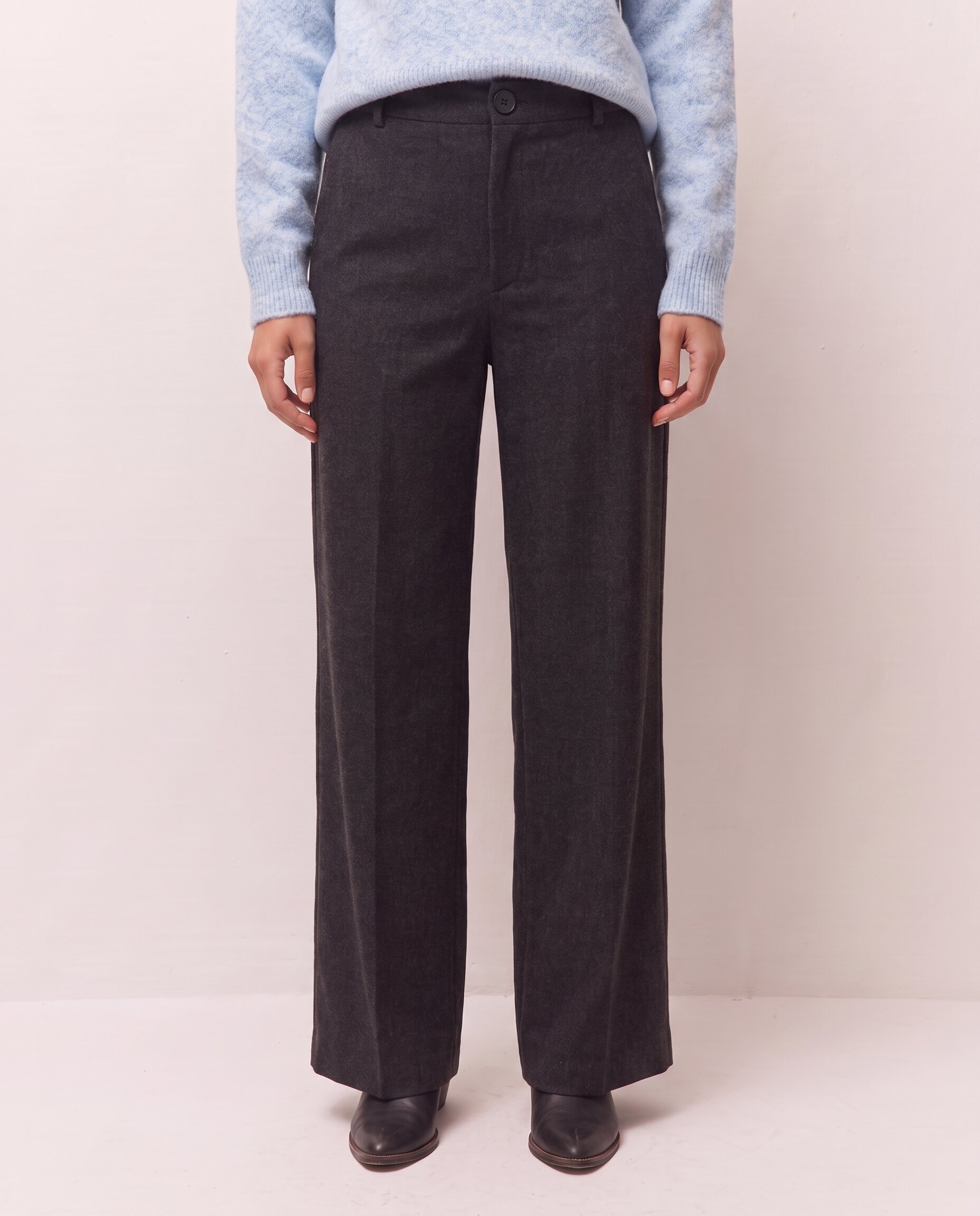Pantalón ancho wide leg de mujer con tapeta en los bolsillos - System Action - Negro Negro-2