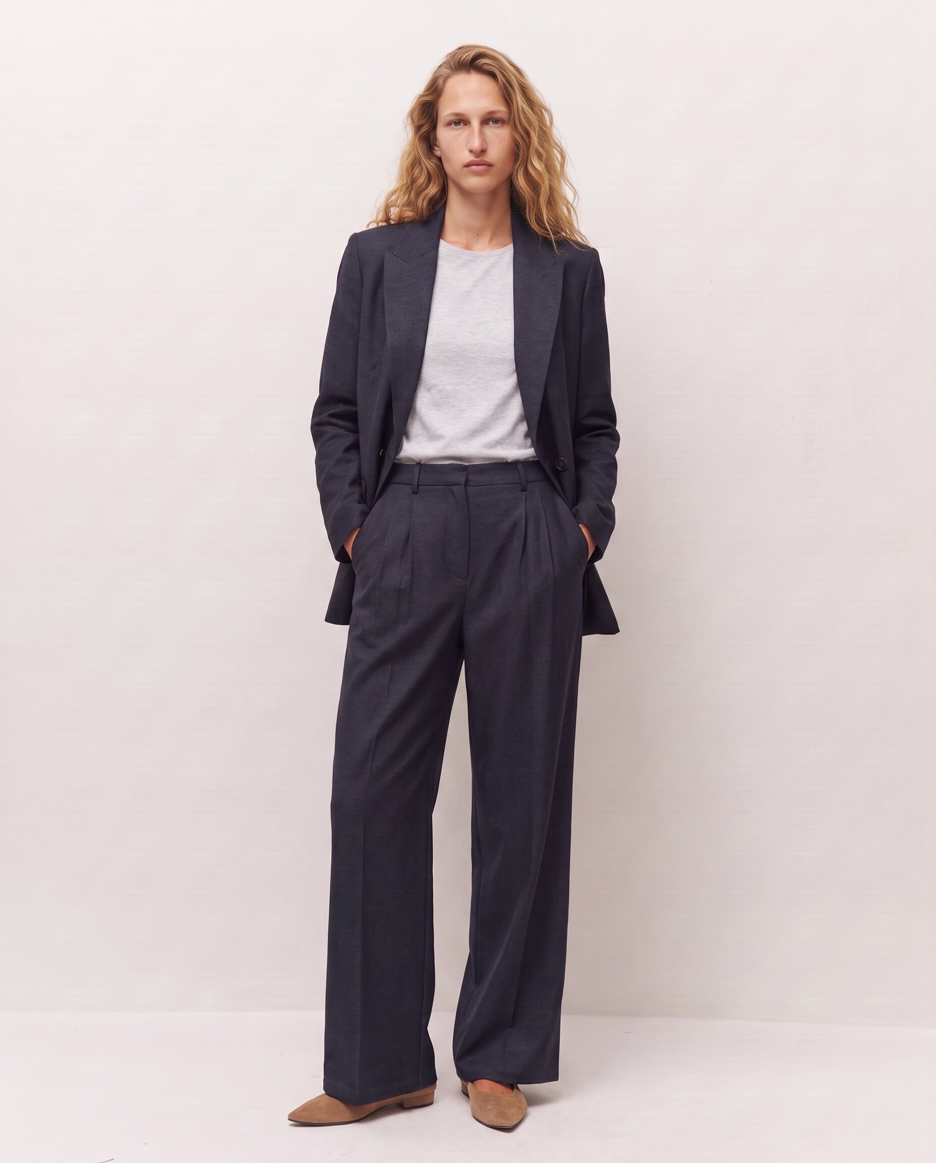 Imagen 0 de Pantalón de vestir wide leg de mujer con pinzas en la cintura Azul marino