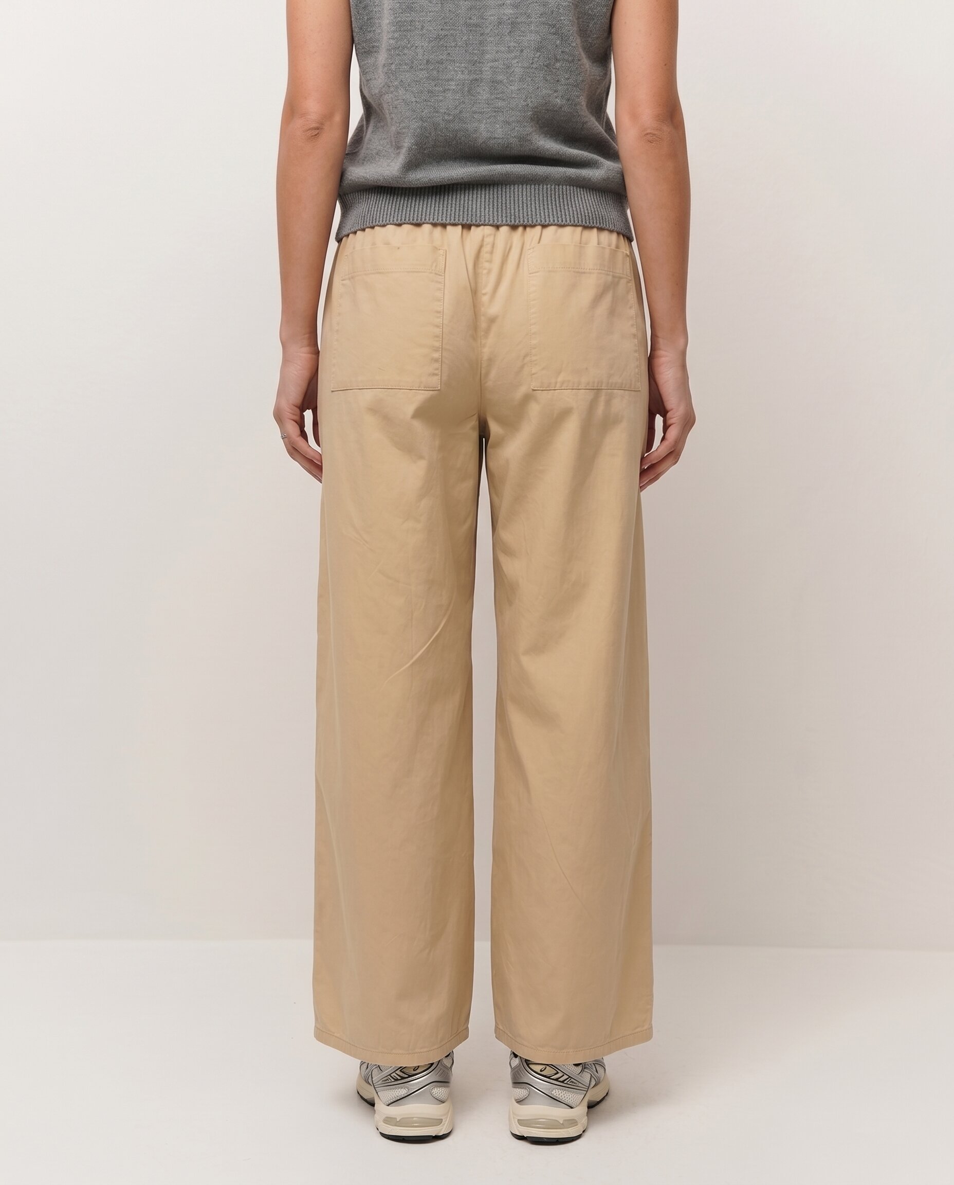 Pantalón recto tipo barrel de mujer con goma en la cintura y bolsillos laterales - System Action - Beige Beige-3