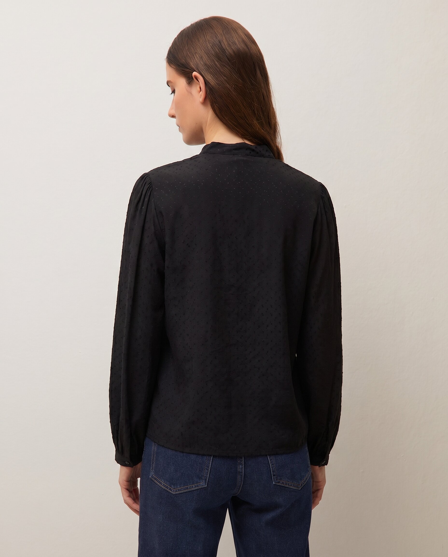 Camisa de mujer con escote mao y detalle de lazo - System Action - Negro Negro-3
