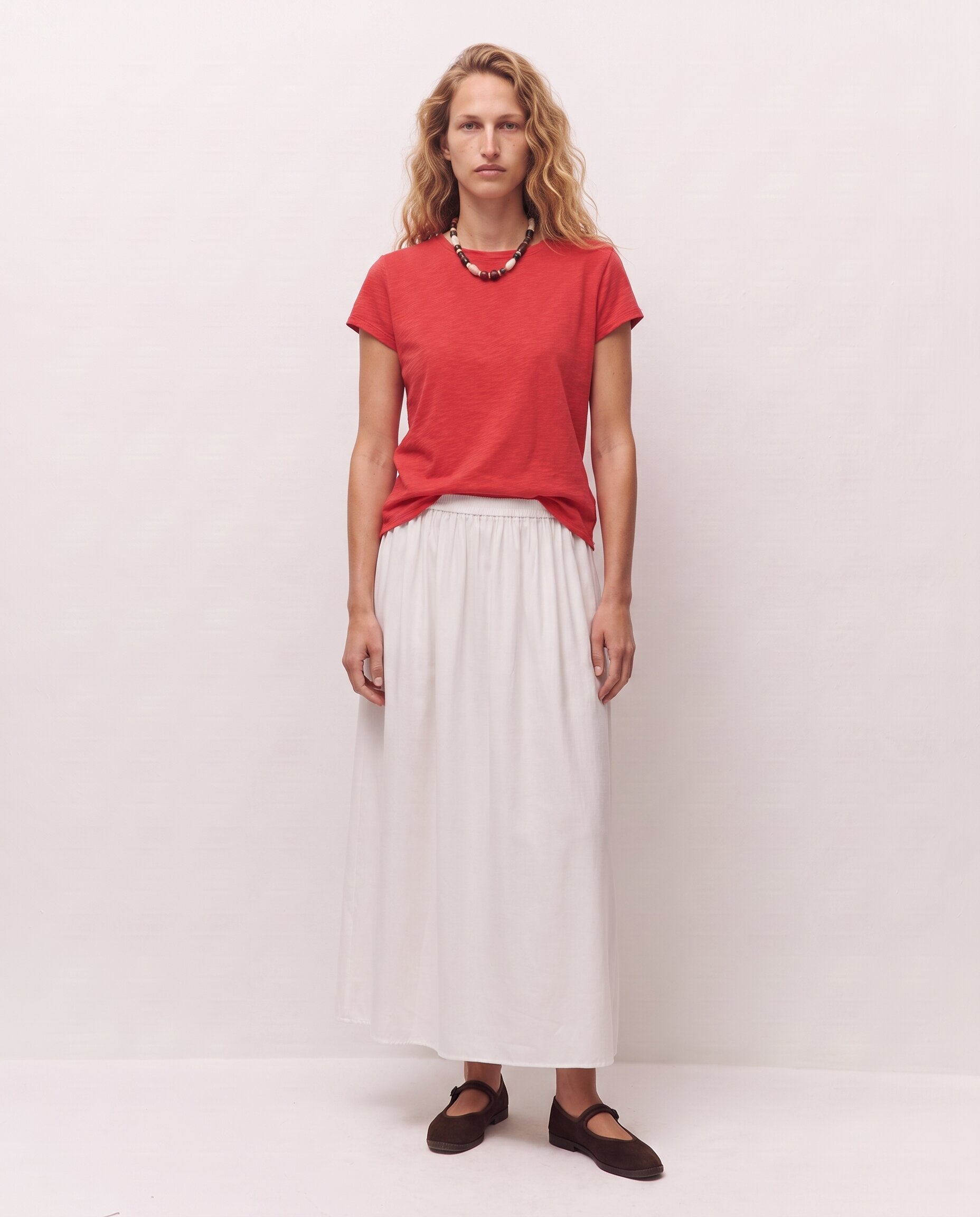 Imagen 0 de Falda midi con cintura media y elástica Blanco