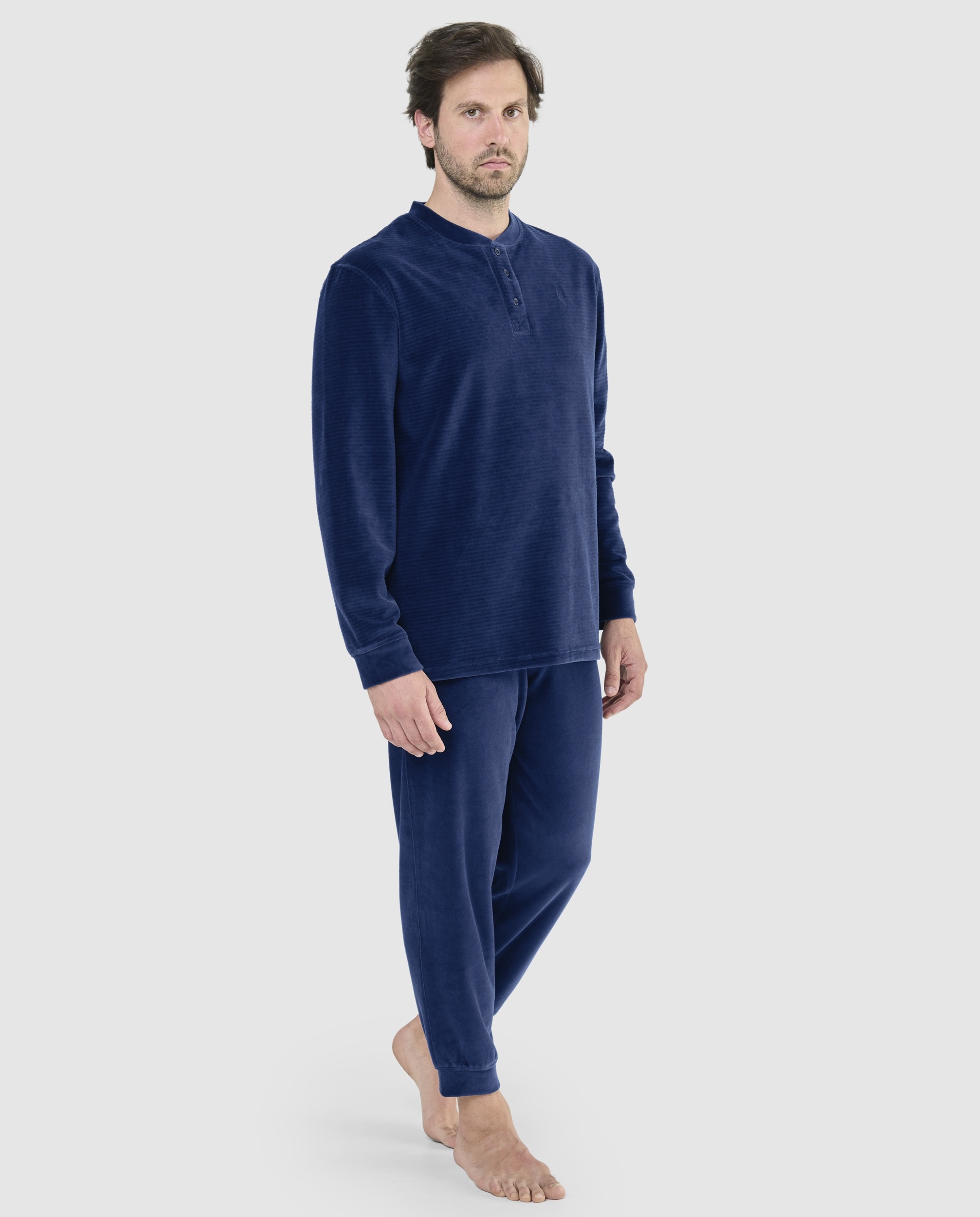Imagen 0 de Pijama largo de hombre de terciopelo color azul Azul marino