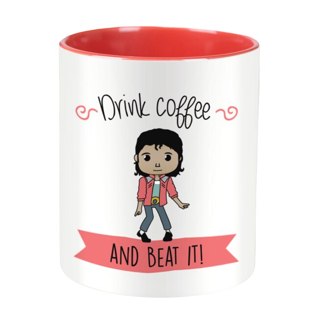 Imagen 0 de Taza con frase y dibujo de Michael Jackson (Drink coffee and beat it) Regalo original - La Mente es Maravillosa