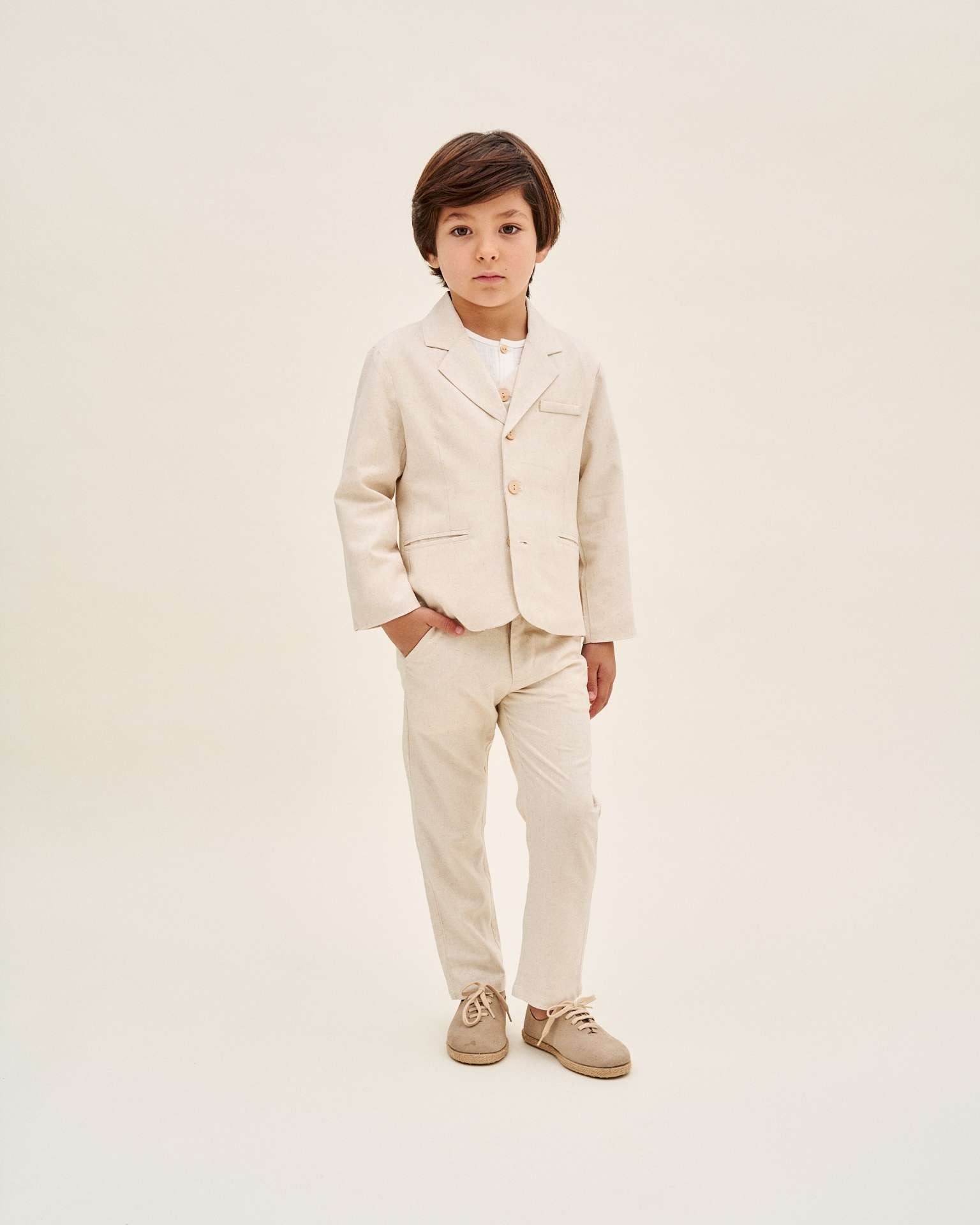 Imagen 0 de Americana de niño de lino Beige