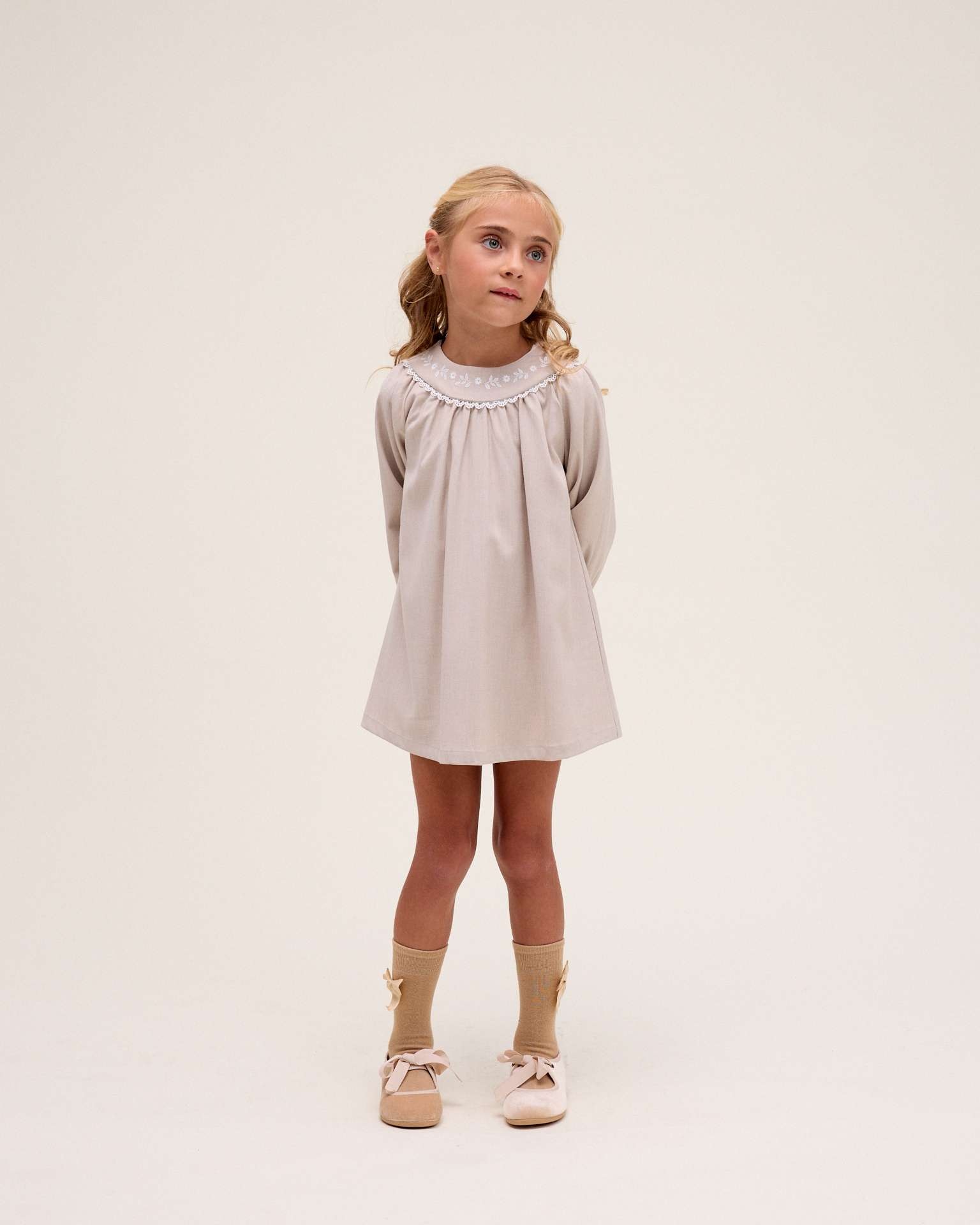 Vestido de niña de ceremonia con bordado de flores - Dadati - Natural Natural-1