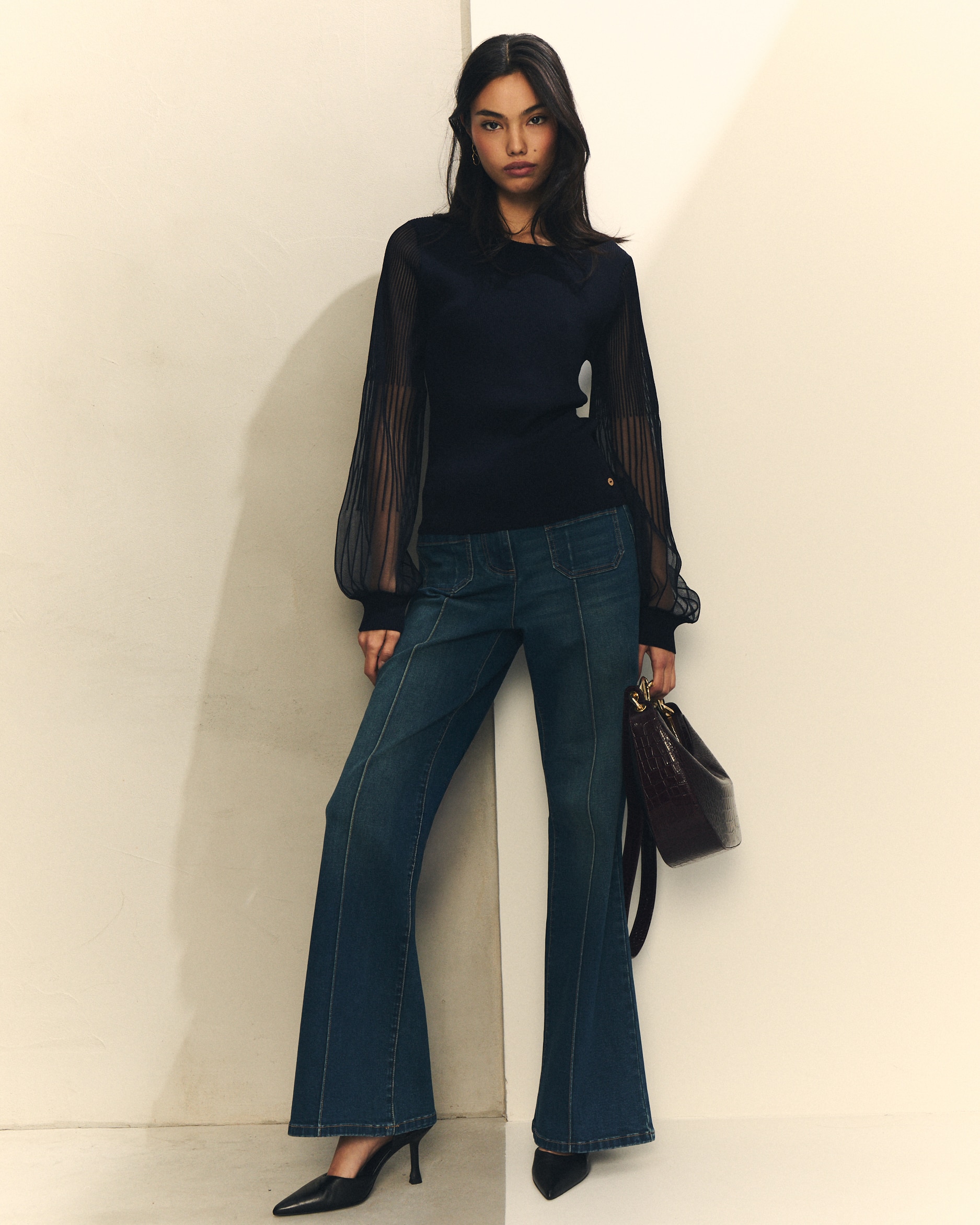 Hannibal Laguna Collection - Jersey de punto de mujer con mangas con degradado transparente.