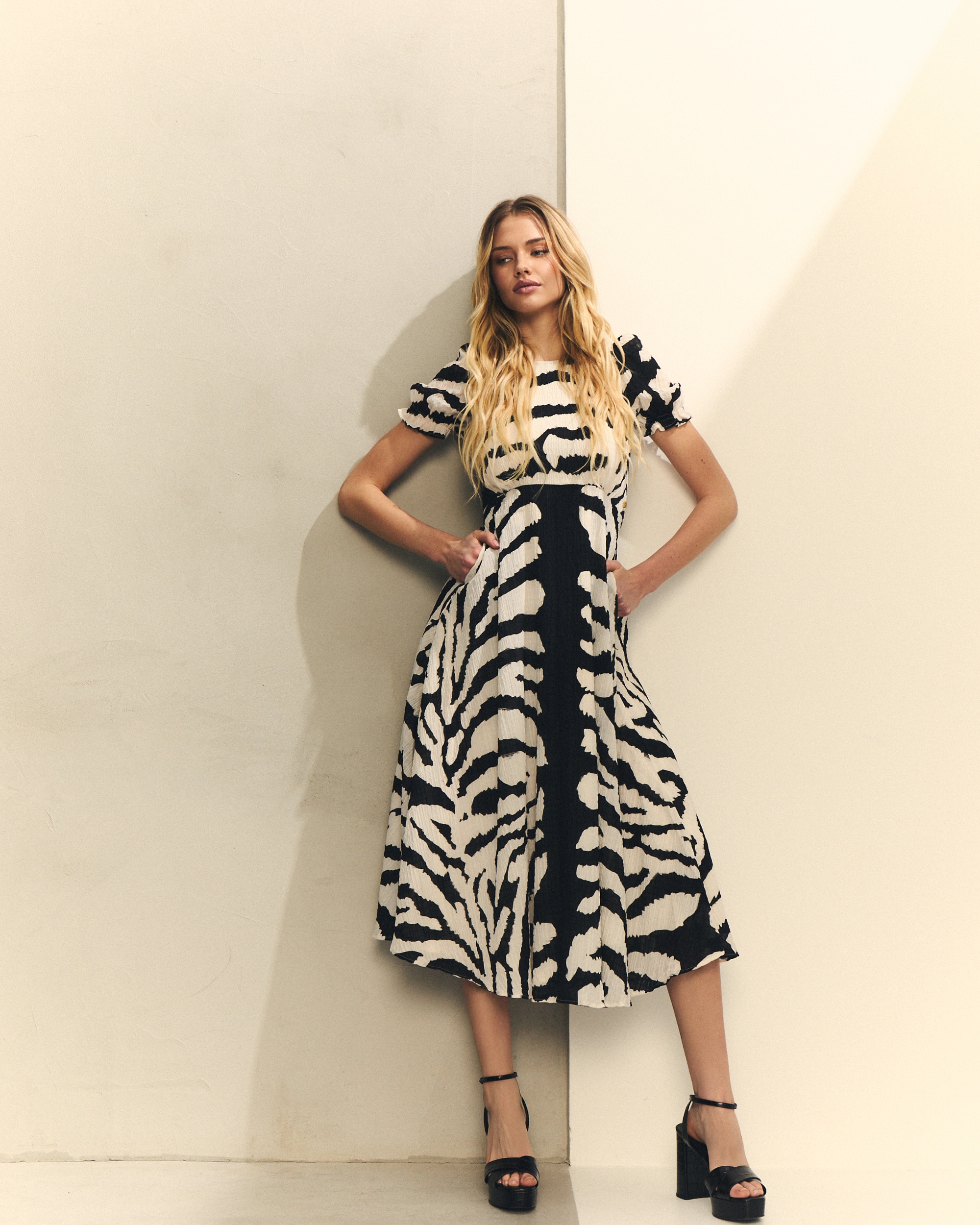 Vestido midi estampado de cebra - Hannibal Laguna Collection - Blanco / Negro Blanco / Negro-1