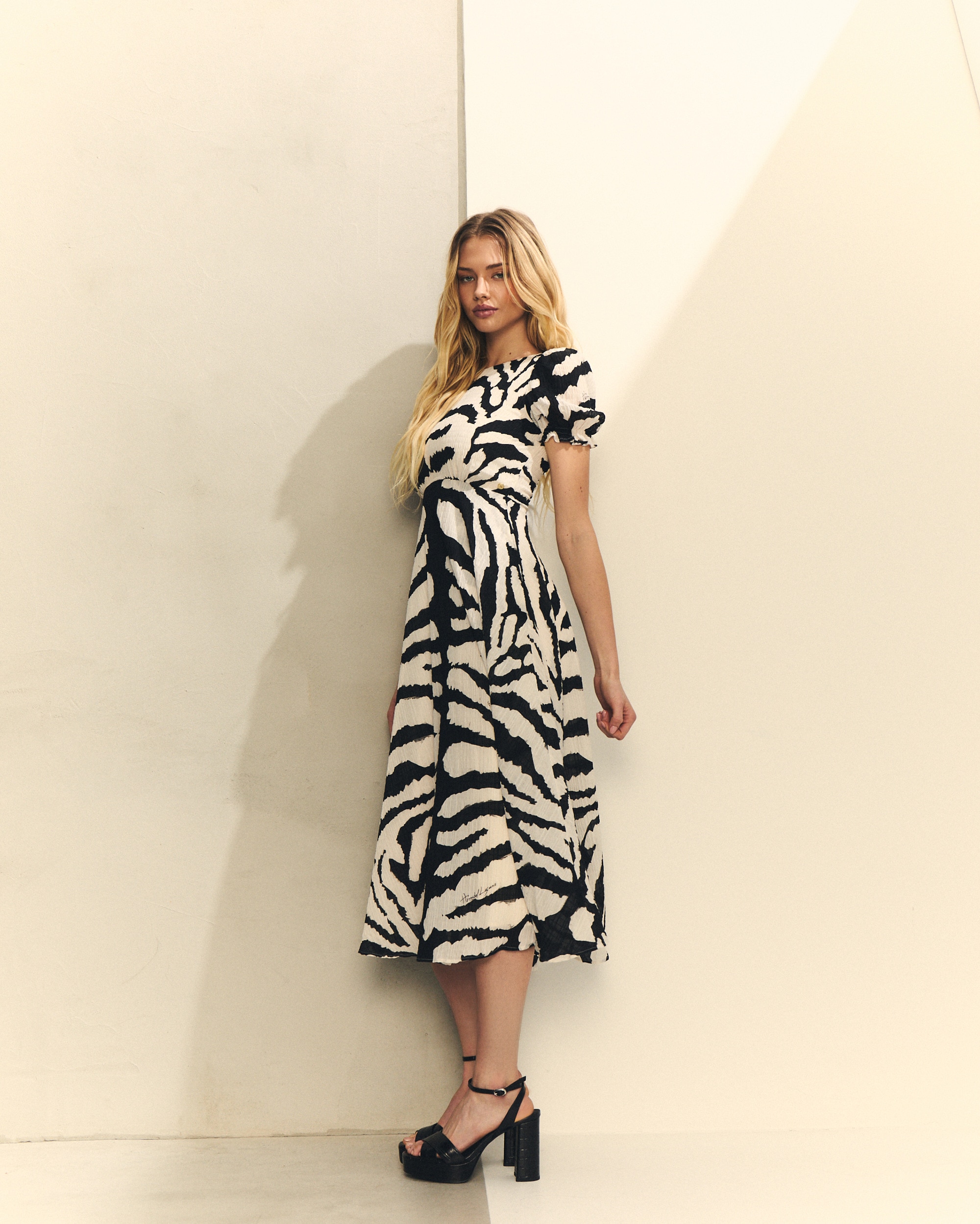 Vestido midi estampado de cebra - Hannibal Laguna Collection - Blanco / Negro Blanco / Negro-3