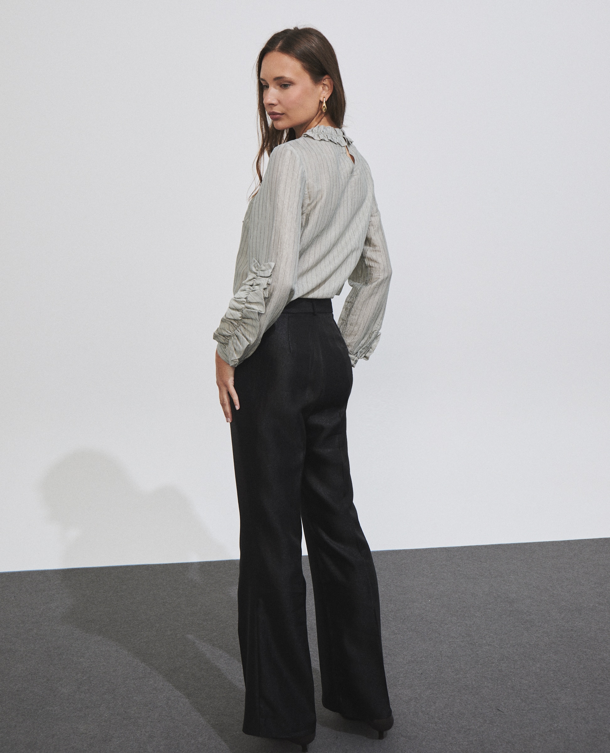 Pantalón de mujer con efecto brillante y corte recto - Hannibal Laguna Collection - Negro Negro-2