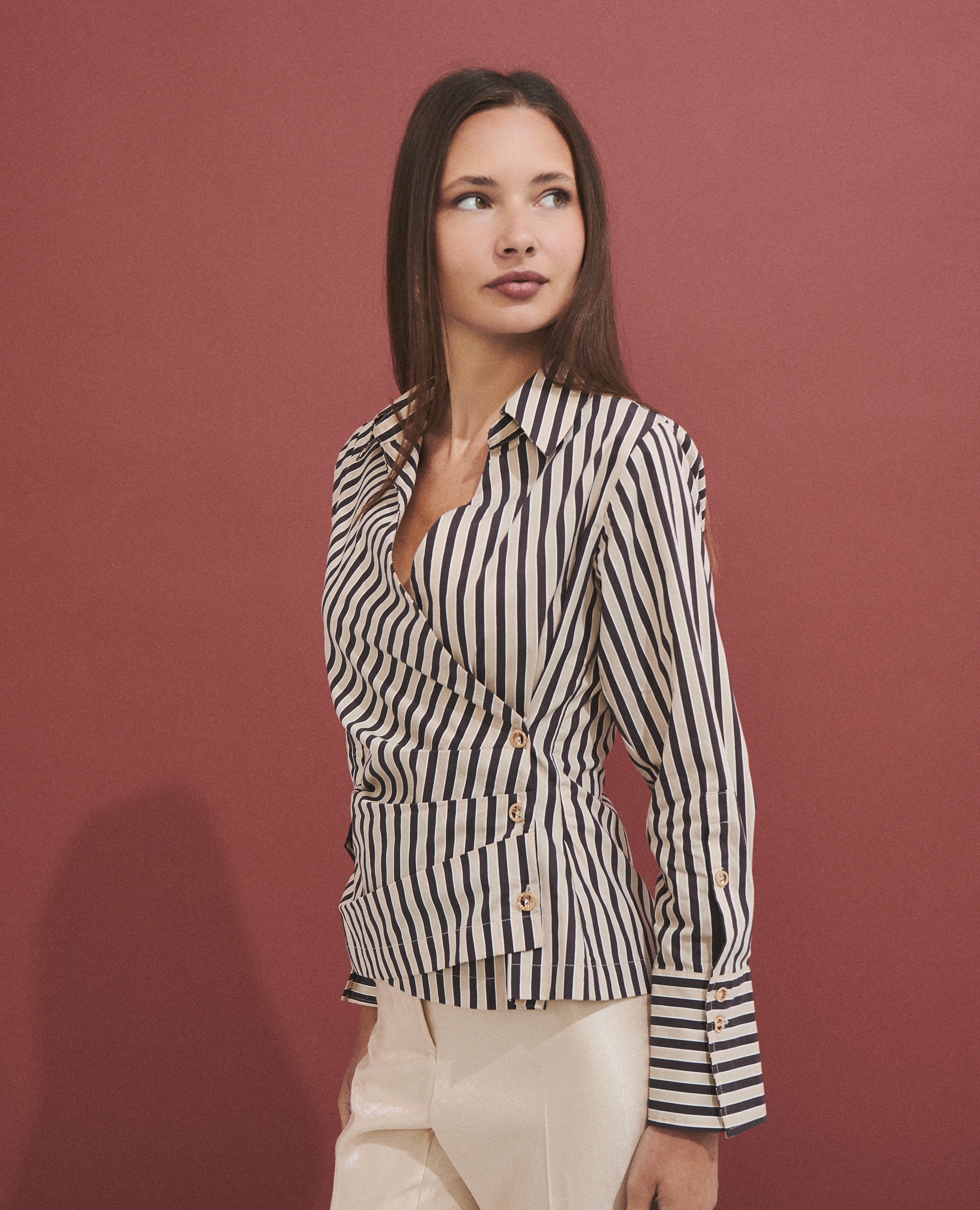 Camisa de mujer 100% algodón con cruce - Hannibal Laguna Collection - Marrón Marrón-1