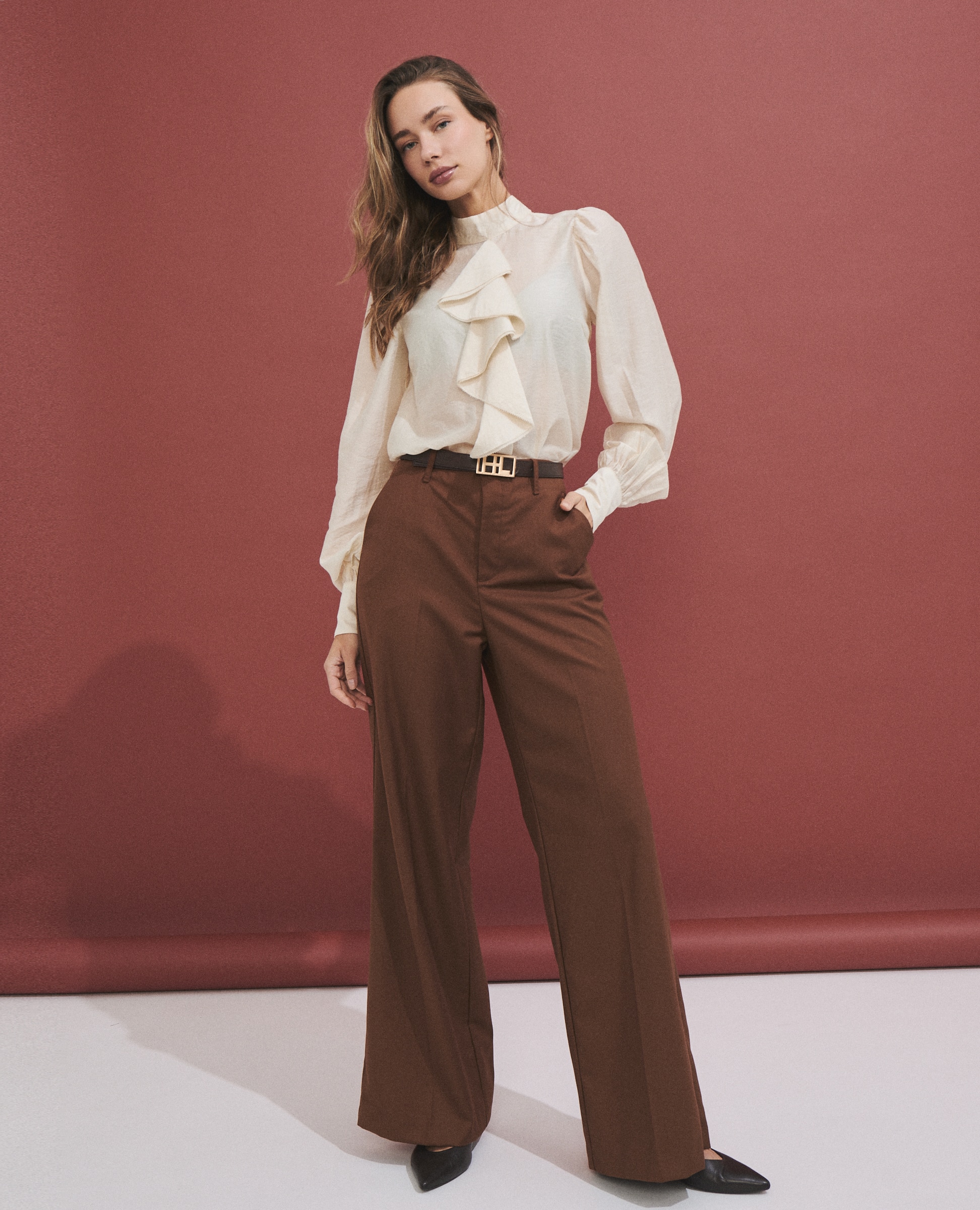 Blusa de mujer con volantes en el delantero - Hannibal Laguna Collection - Champagne Champagne-1